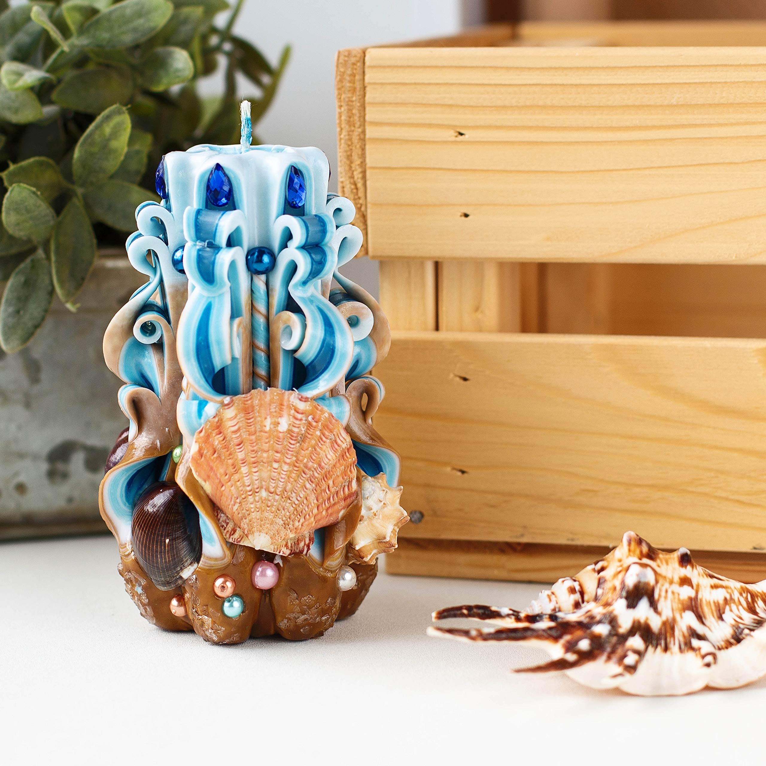 Hand-Carved Blue Seashell Candle - 5 Inches (13 cm) Bathroom & Marine Themed Home Decor - Unique Gift for Beach Lovers & Coastal Style Enthusiasts - Perfect for Spa Nights, Romantic Dinners, and Coastal-Themed Weddings