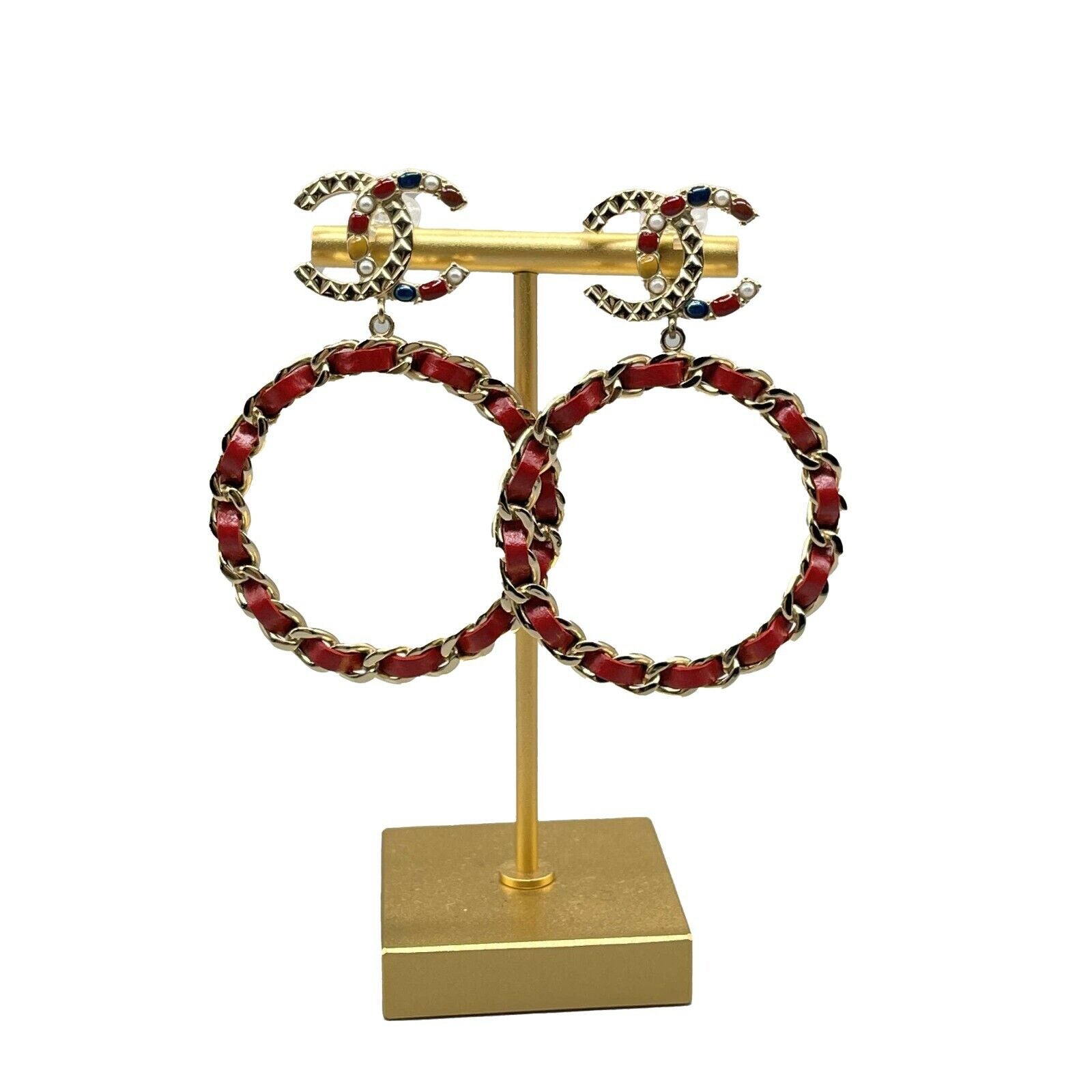 CHANEL 19K CC Chain Hoop Clip-On Earrings in Champagne Gold & Quilted Red - Luxury Fashion Jewelry for Women, Perfect for Parties, Weddings & Special Occasions