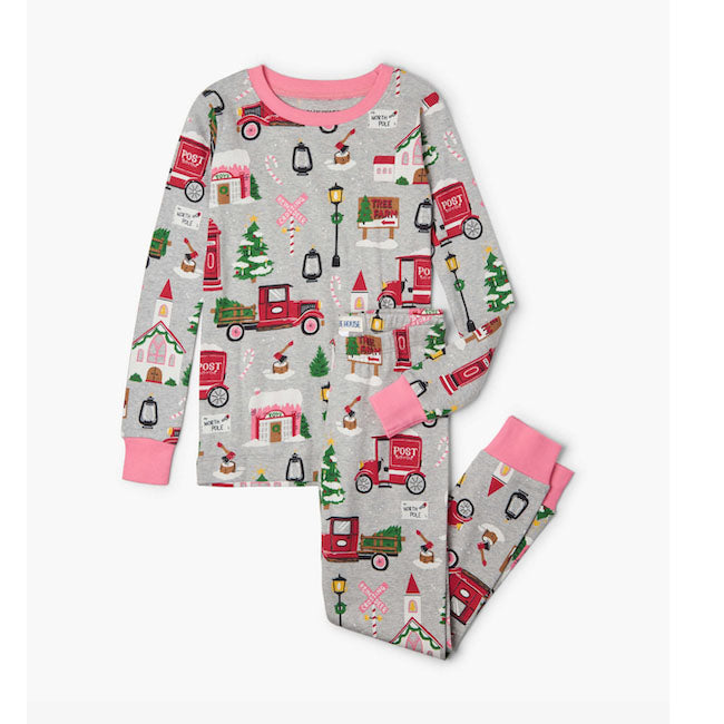 Hatley Pink Christmas Village Kids Pajama Set - Cozy Holiday Sleepwear for Girls & Boys - Perfect for Christmas Eve, Winter Sleepovers & Family Matching Outfits