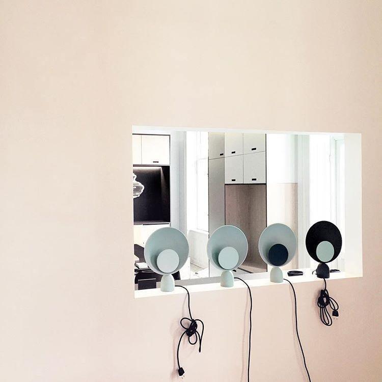 Blooper Table Lamp - Modern LED Desk Light for Home Office, Bedroom & Living Room - Perfect for Reading, Working & Decor