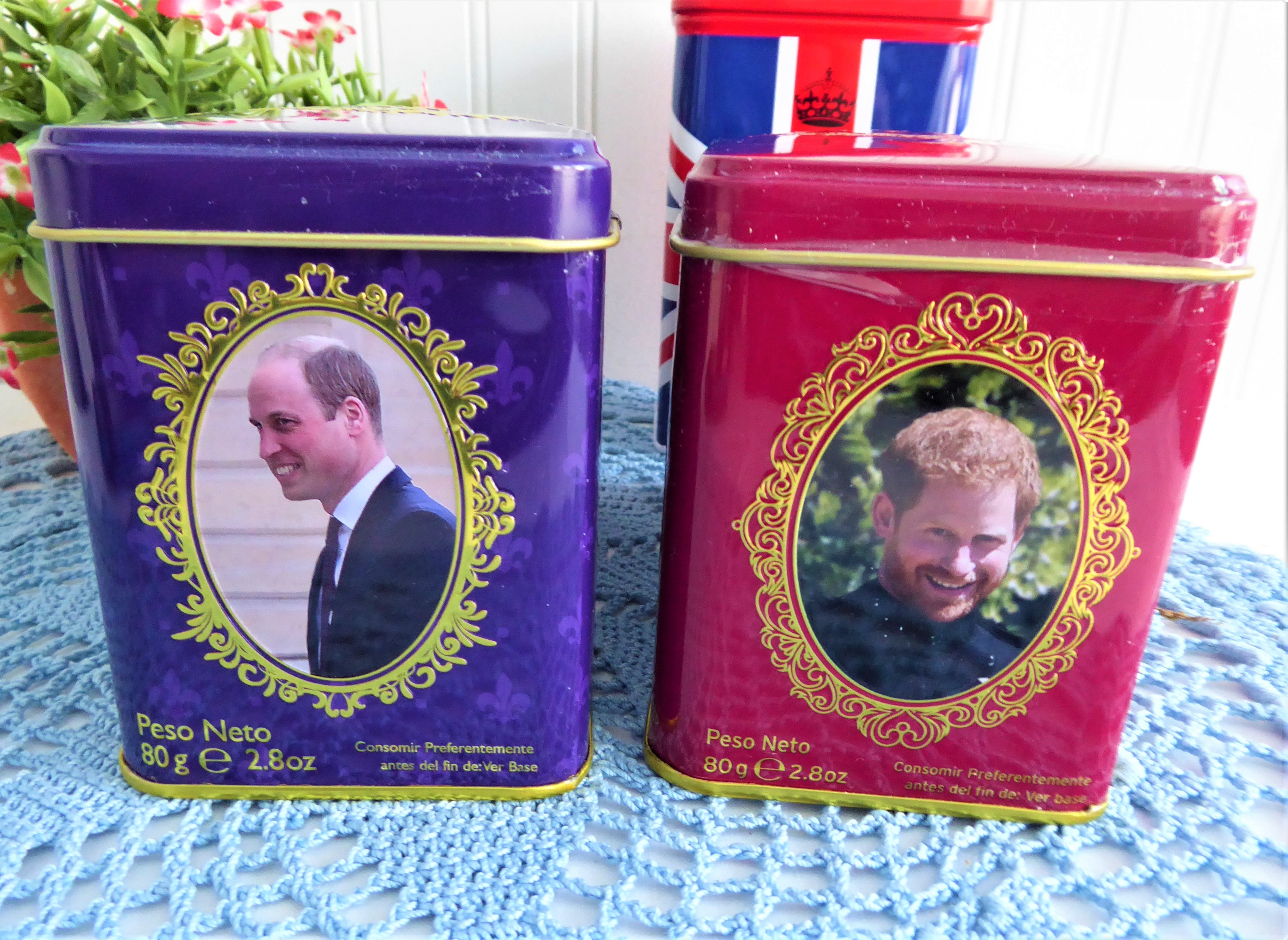 Royal Wedding Commemorative Tea Tins - Duke & Duchess of Cambridge & Sussex - Perfect for Tea Lovers, Collectors & Royal Memorabilia Fans - Great for Gifts, Home Decor & British Tea Parties