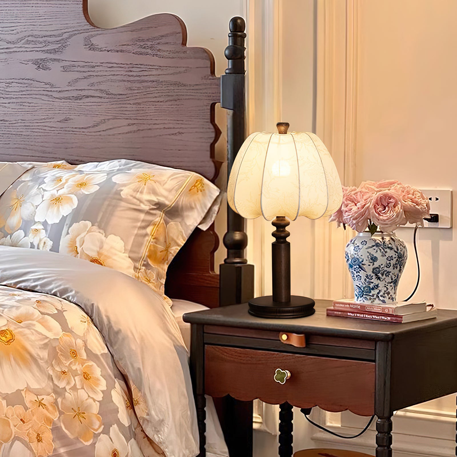 Stylish Bari Fabric Table Lamp - Soft Lighting for Bedroom, Living Room & Office - Modern Home Decor