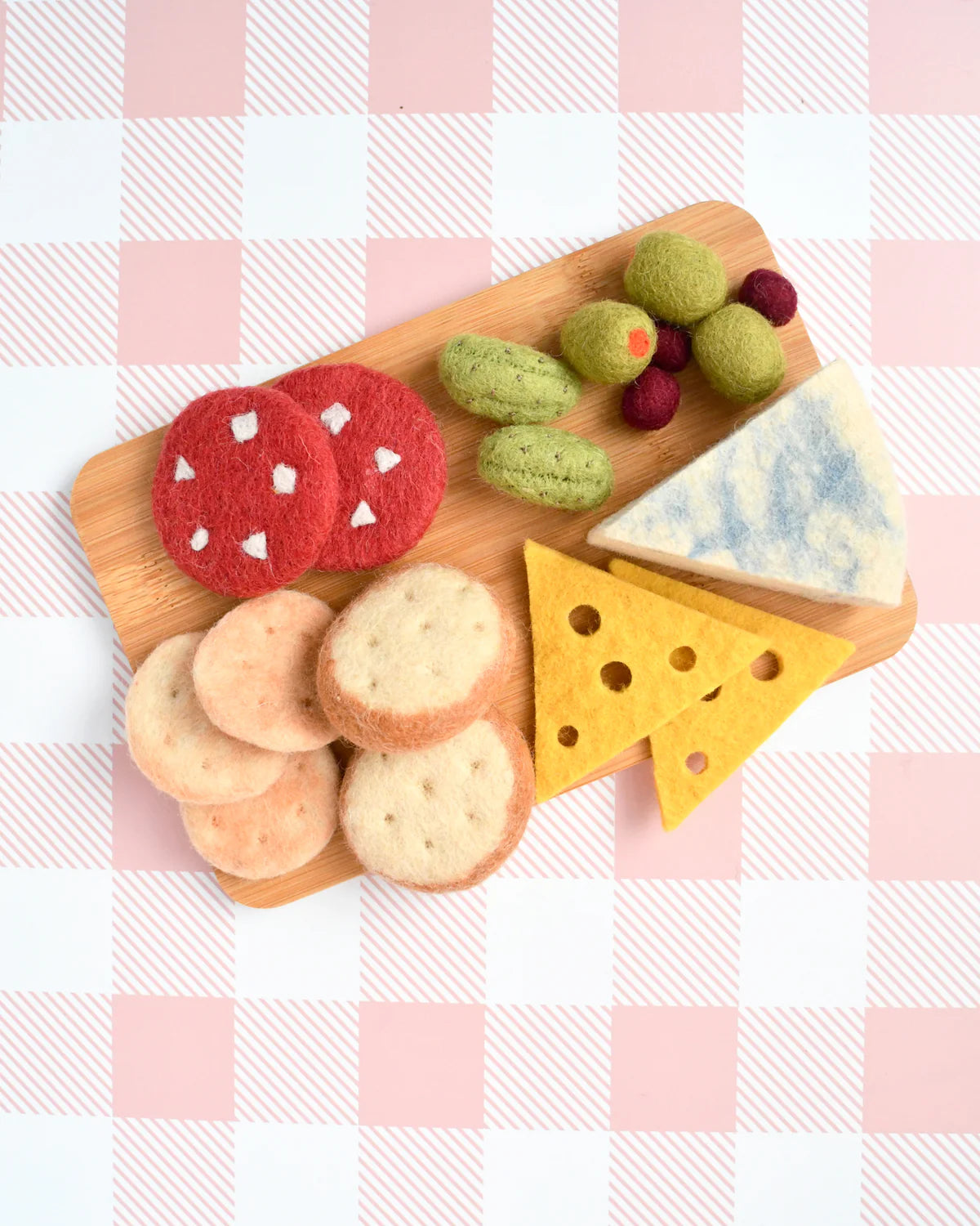 Premium Charcuterie & Cheese Platter Felt Play Food Set - 24-Piece Pretend Play Kitchen Accessories for Kids, Montessori Learning Toys - Perfect for Tea Parties, Picnics & Imaginative Play