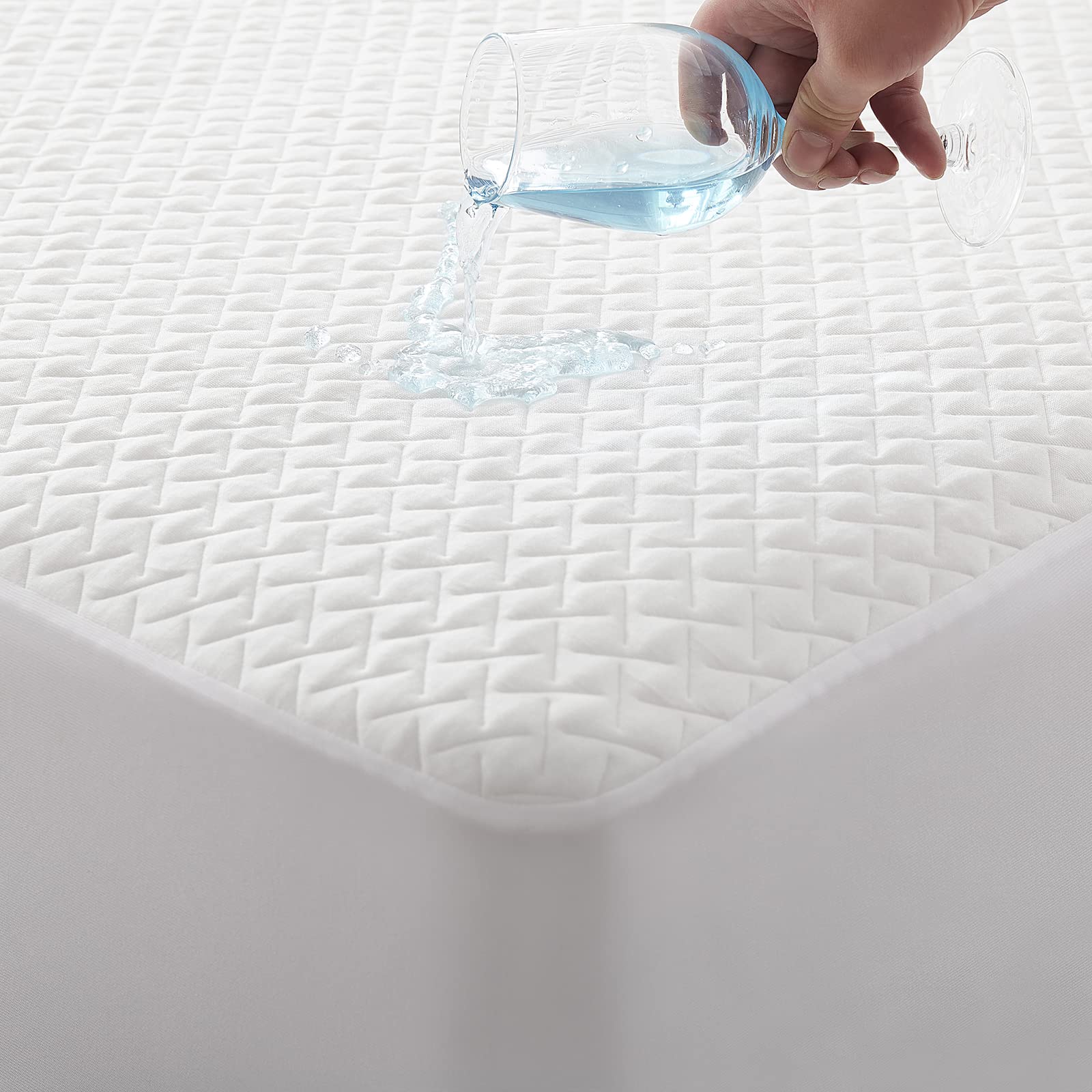 Premium Waterproof Mattress Protector Twin Size - Cooling Bamboo Breathable Mattress Pad Cover, Ultra Soft & Noiseless, 3D Air Fabric Fits 8-21