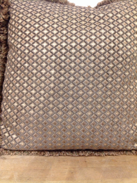 18K Gold Diamond Women's Fringe Pillow - Luxury Home Decor for Bedroom, Living Room & Sofa