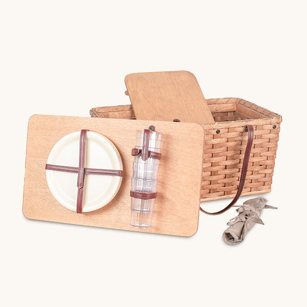 Handwoven Amish Picnic Basket - Large Customizable Picnic Hamper for Outdoor Gatherings, Beach Picnics & Romantic Dates | Durable Woven Storage with Lid