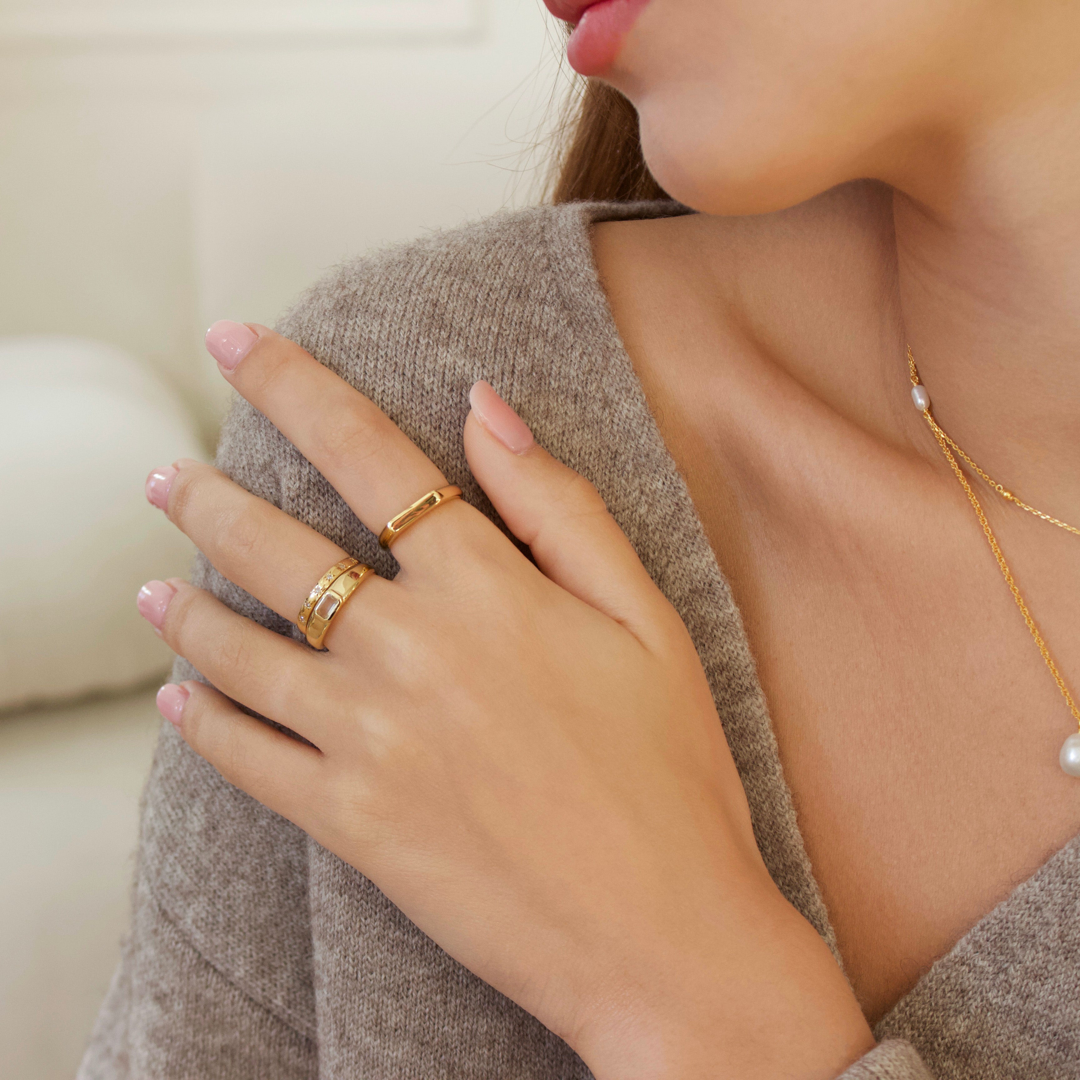 Vintage Mama Signet Ring for Women - Elegant Mother's Jewelry Gift - Perfect for Mother's Day, Birthday & Special Occasions