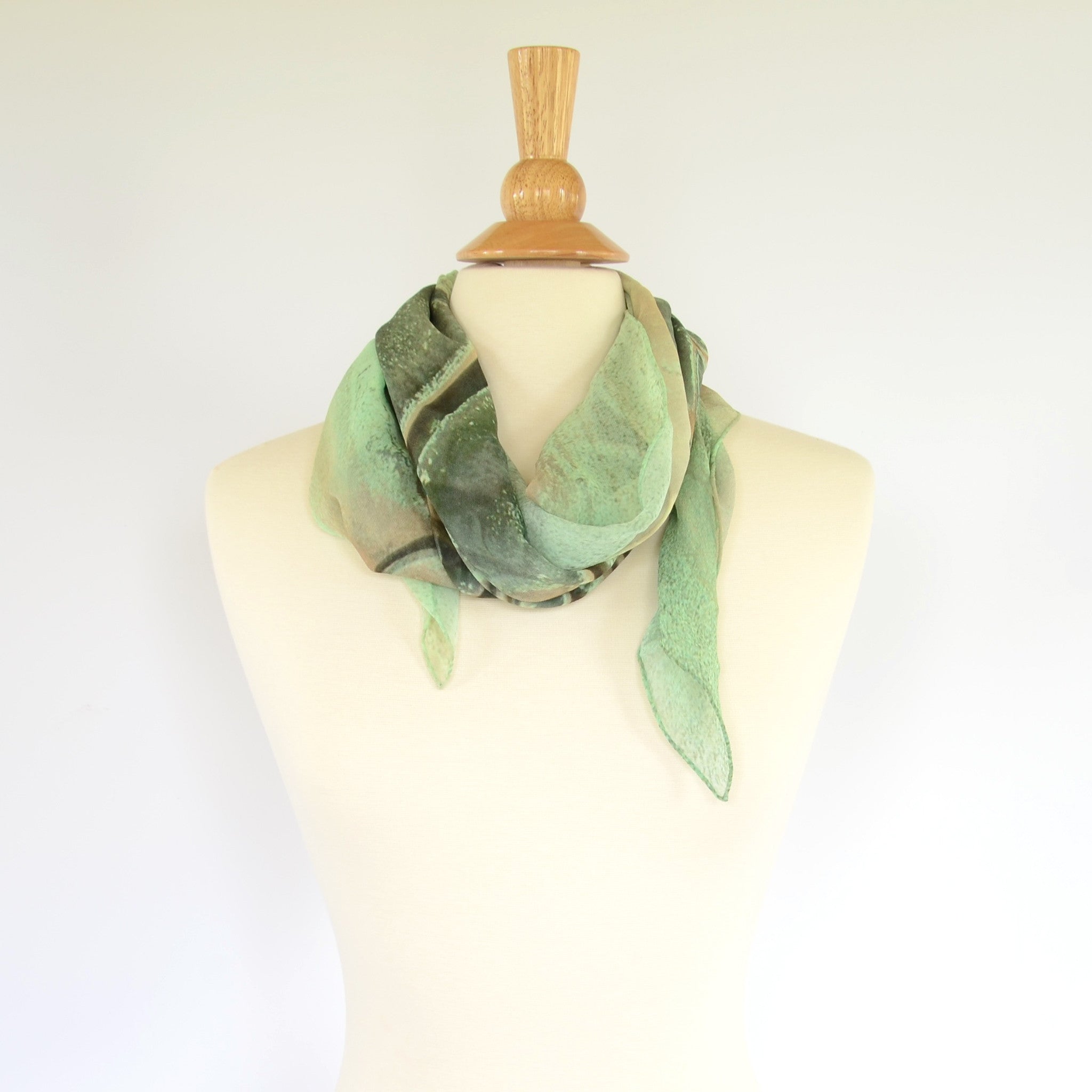 Elegant Flagpole Rosette Silk Scarf - Floral Print Fashion Accessory for Women - Perfect for Weddings, Parties & Special Occasions