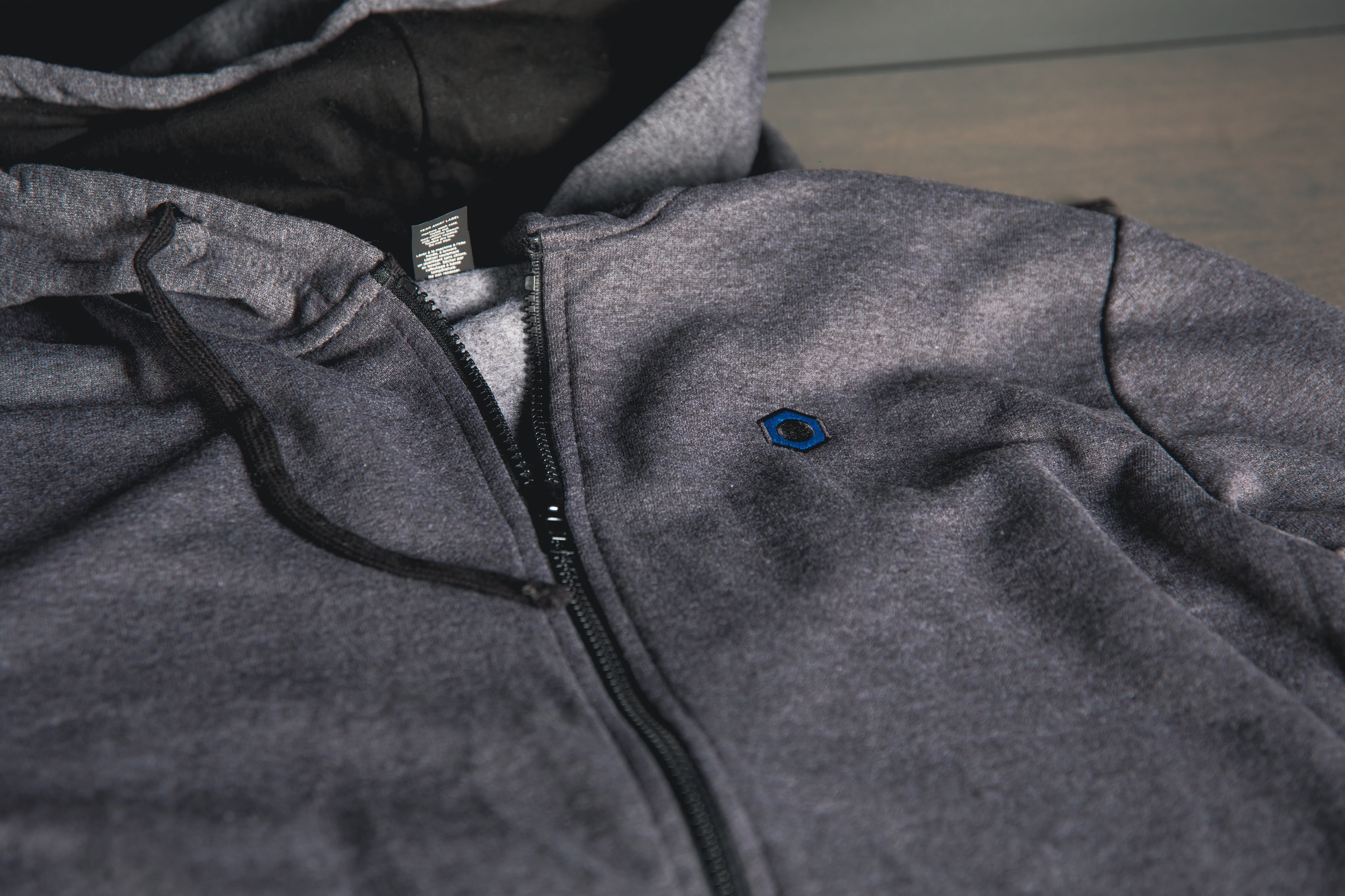 Minimalist Hexagon Zip Up Hoodie for Men & Women - Stylish & Comfortable Pullover for Casual Wear, Street Fashion & Outdoor Activities
