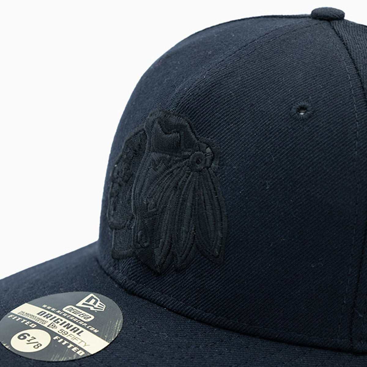 Official Chicago Blackhawks NHL 59FIFTY Fitted Hat - Men's Adjustable Snapback Cap for Hockey Fans - Perfect for Games, Tailgating & Streetwear Fashion