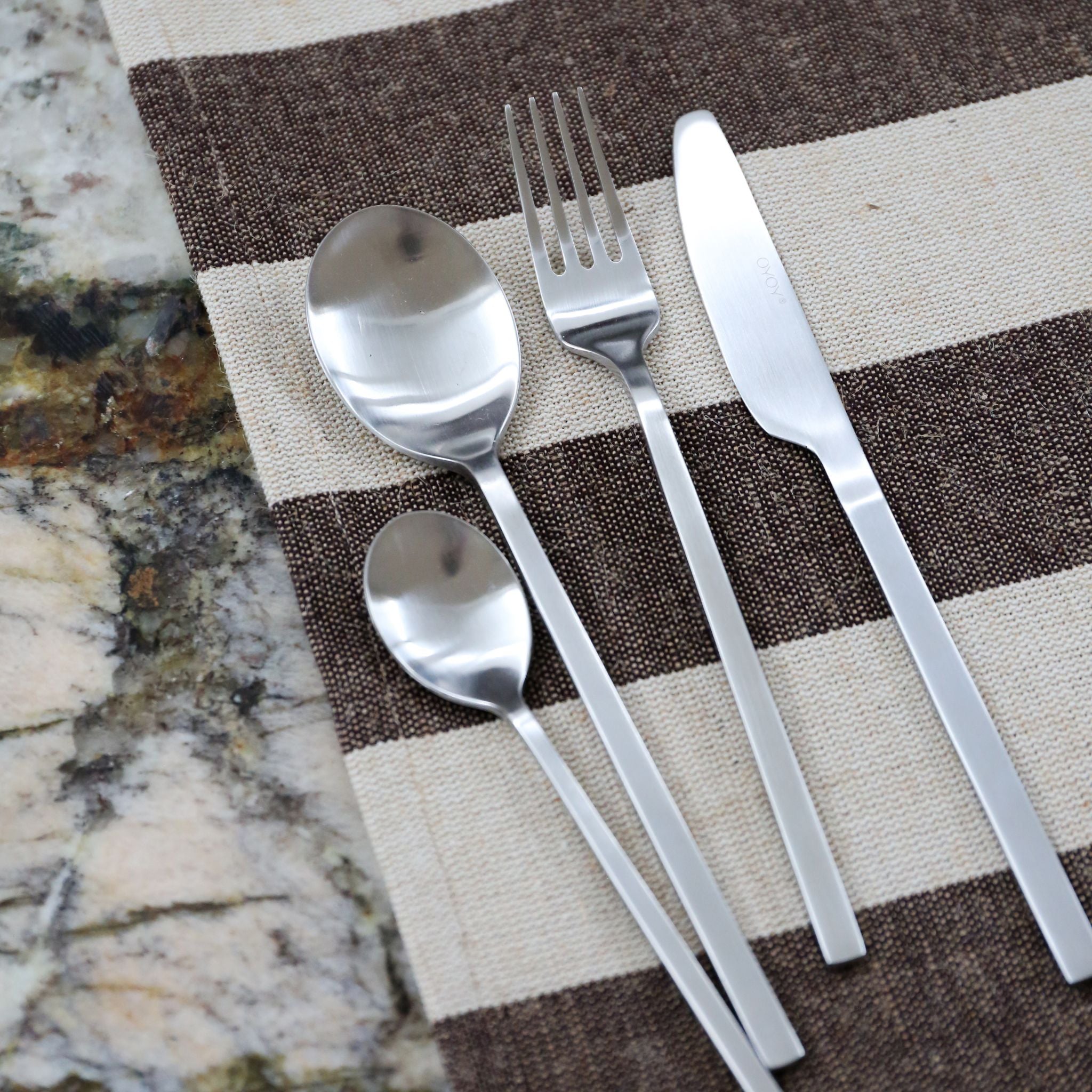 OYOY Yuka Tea Spoon Set of 4 - Stainless Steel Dessert Spoons for Tea, Coffee, Desserts & Ice Cream - Perfect for Afternoon Tea, Cafe, Restaurant & Home Use