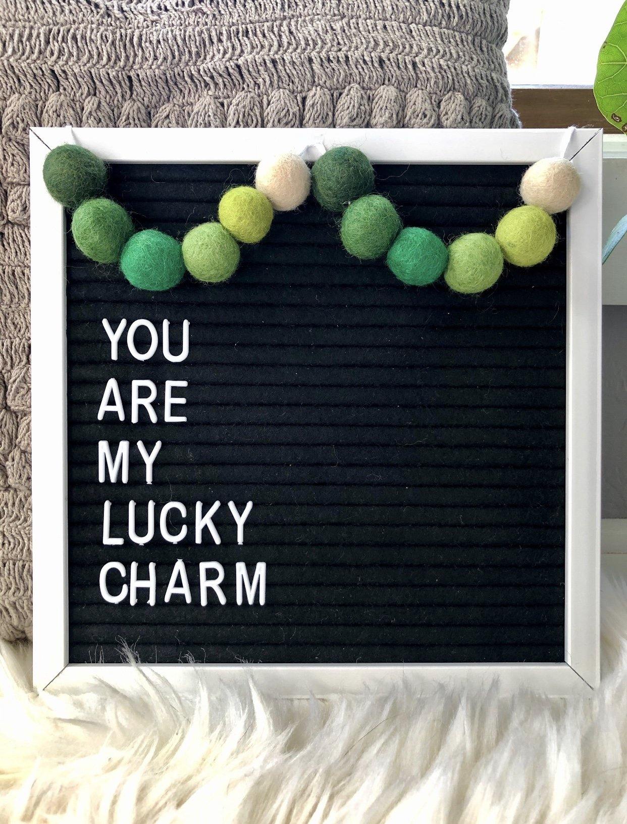 St. Patrick's Day Shamrock Garland - Irish Themed Party Decor for Home, Office & Festive Celebrations