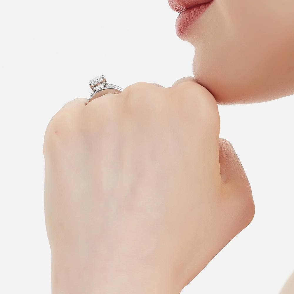 BERRICLE 2.5 Carat Oval Cut Cubic Zirconia Sterling Silver Solitaire Engagement Ring Set for Women, Rhodium Plated Size 4-10 - Perfect for Wedding, Proposal & Anniversary Gifts