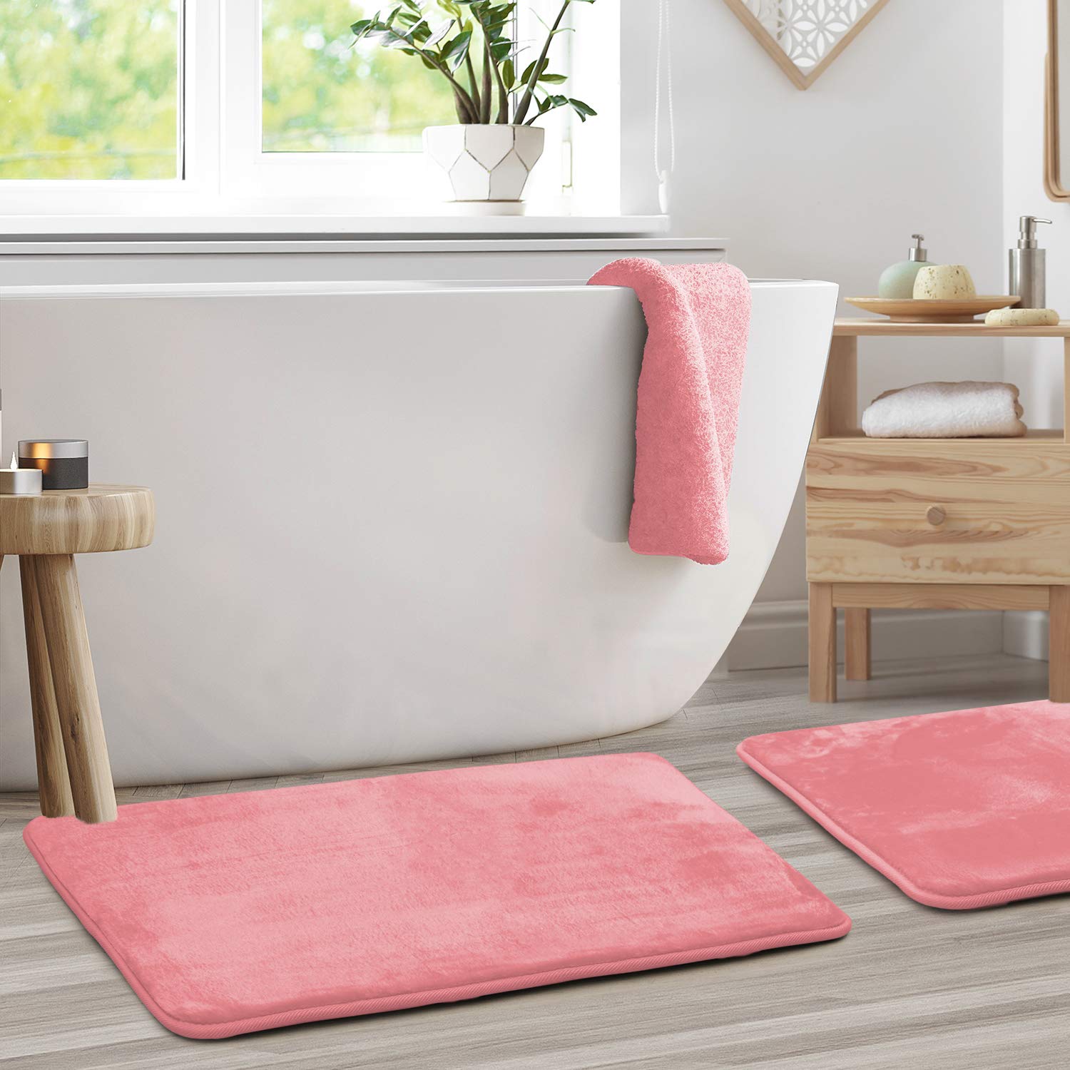 Clara Clark Memory Foam Bath Mat Set of 2 - Non Slip Super Absorbent Fast Drying Bathroom Rugs 20x32 Inches, Coral - Soft Machine Washable for Bathroom, Shower & Spa Use