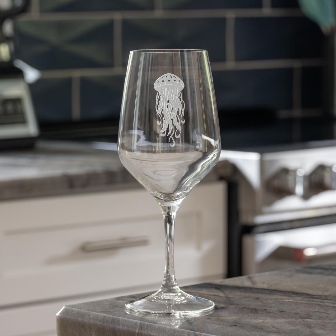 Premium 19.75oz Jellyfish All-Purpose Wine Glasses Set of 4 - Perfect for Red Wine, White Wine, Cocktails & Water - Elegant Stemware for Dinner Parties, Weddings & Home Entertaining