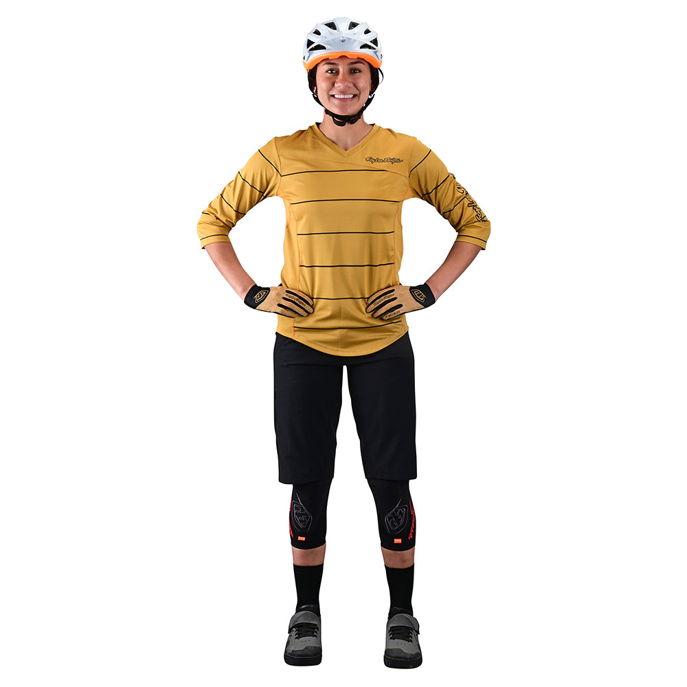 Women's Mischief Jersey Pinstripe Honey - Stylish Baseball Shirt for Casual Wear & Sports Events - Perfect for Game Day, Outfits & Street Fashion