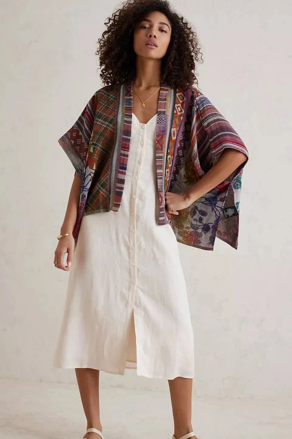 Floral Geometric Short Open Poncho - Stylish Women's Fashion Cover-Up for Spring & Summer - Perfect for Beach, Vacation, and Outdoor Activities