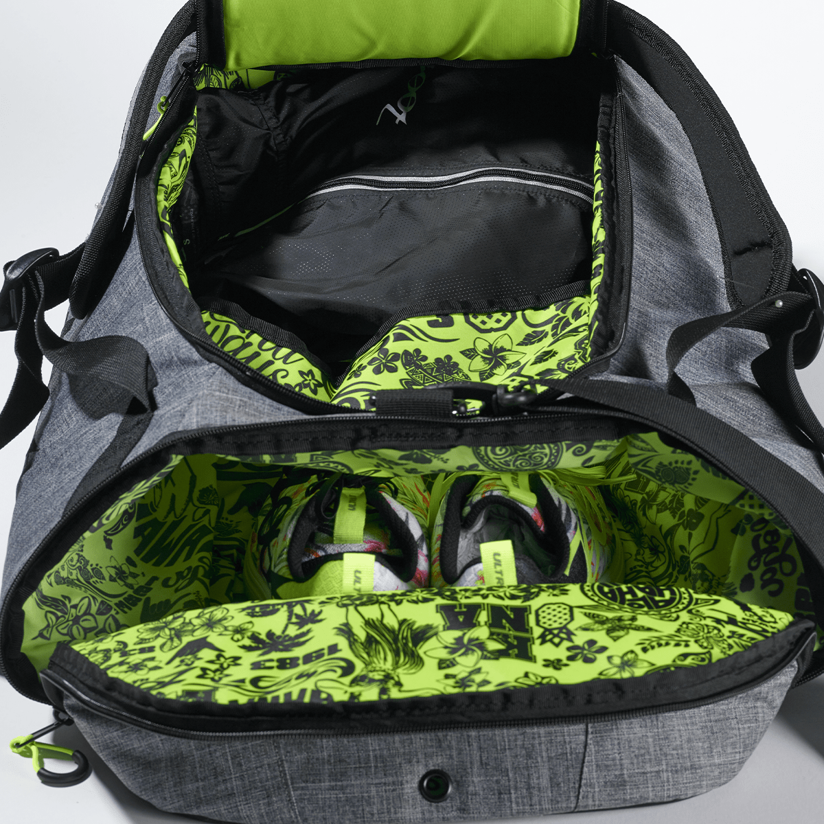 Ultra Tri Duffle Bag - Heavy Duty Canvas Travel Duffel with Shoulder Strap, Water Resistant Gray Gym Bag for Men & Women - Perfect for Gym, Travel, Sports & Outdoor Adventures