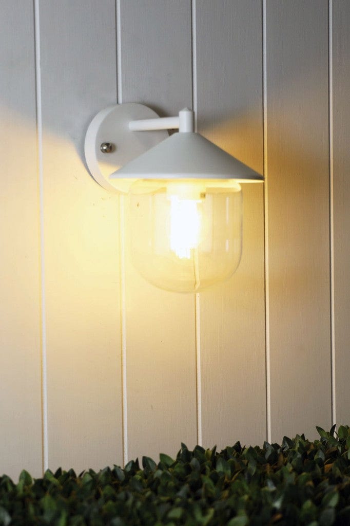Modern Outdoor Wall Light for Cabin - Weatherproof Exterior Sconce Lighting - Perfect for Cabins, Porches, Patios & Entryways
