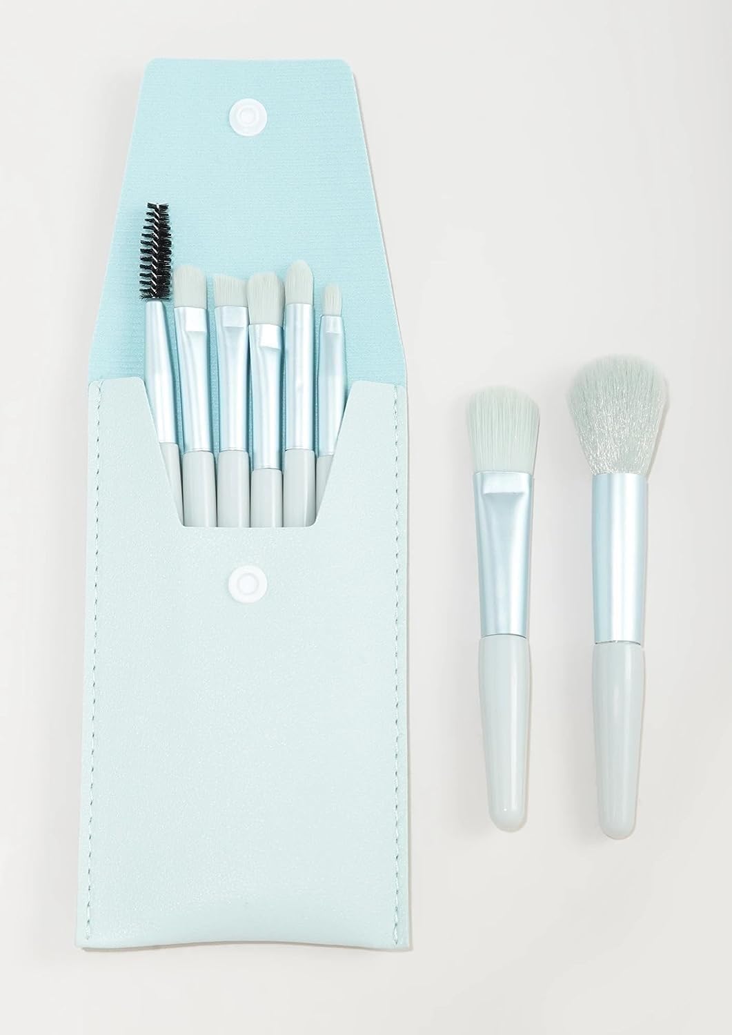 Professional 8-Piece Makeup Brush Set for Foundation, Blush & Eyeshadow - Includes Makeup Bag & Mini Finger Blender | Perfect for Makeup Artists & Beauty Enthusiasts at Home or Salon Use