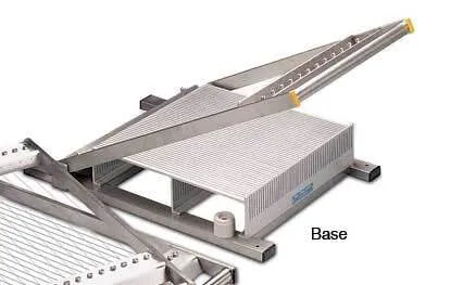 B701 Guitar-Shaped Confectionery Cutter - Stainless Steel Baking Cookie Cutter for Cake Decorating, DIY Desserts, and Party Treats