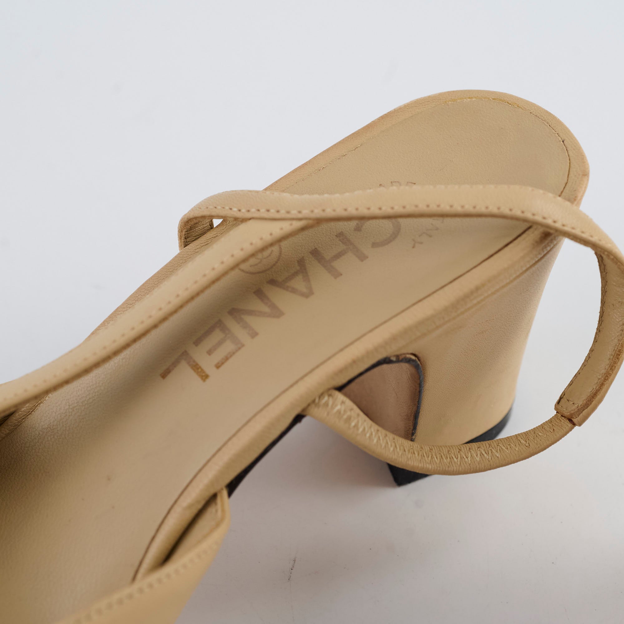 Chanel Beige & Black Two-Tone Slingback Heels Size 37 - Elegant Women's Dress Shoes for Office, Wedding & Evening Events