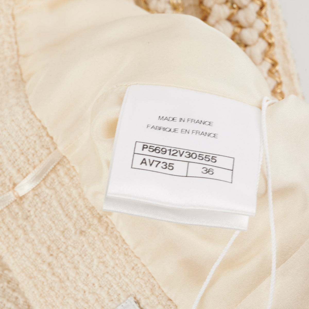 Chanel Ivory Pencil Skirt Women's Size 36 (US 6) - Elegant Office Wear & Cocktail Party Dress