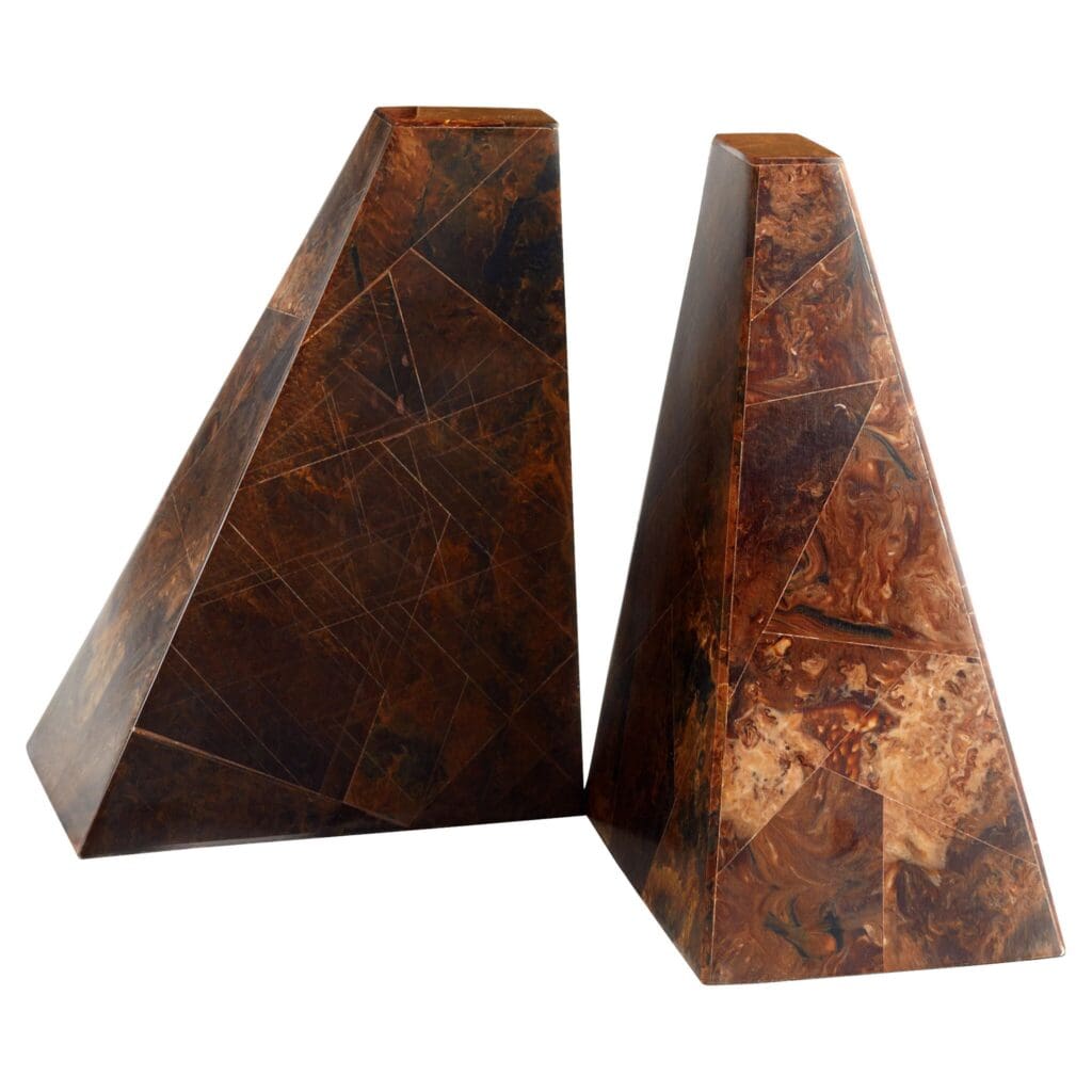 Cyan Design 11529 Taurus Bull Bookends - Brown Metal Book Holders for Office, Library & Home Decor - Heavy Duty Bookend Set for Shelves & Desks