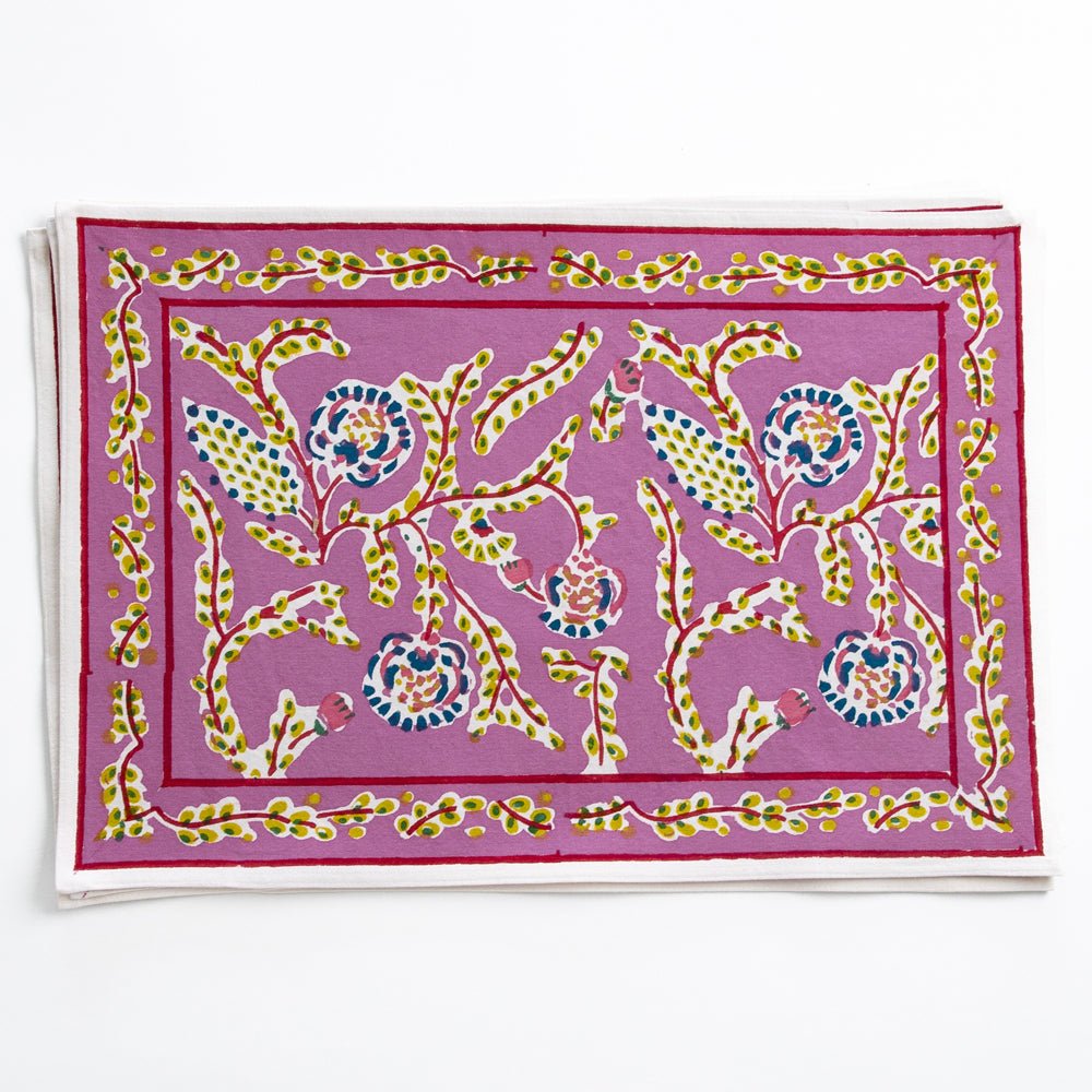 Premium Climbing Dahlia Lilac Placemats Set of 4 - Elegant Floral Table Decor for Dining Room, Kitchen, and Outdoor Entertaining