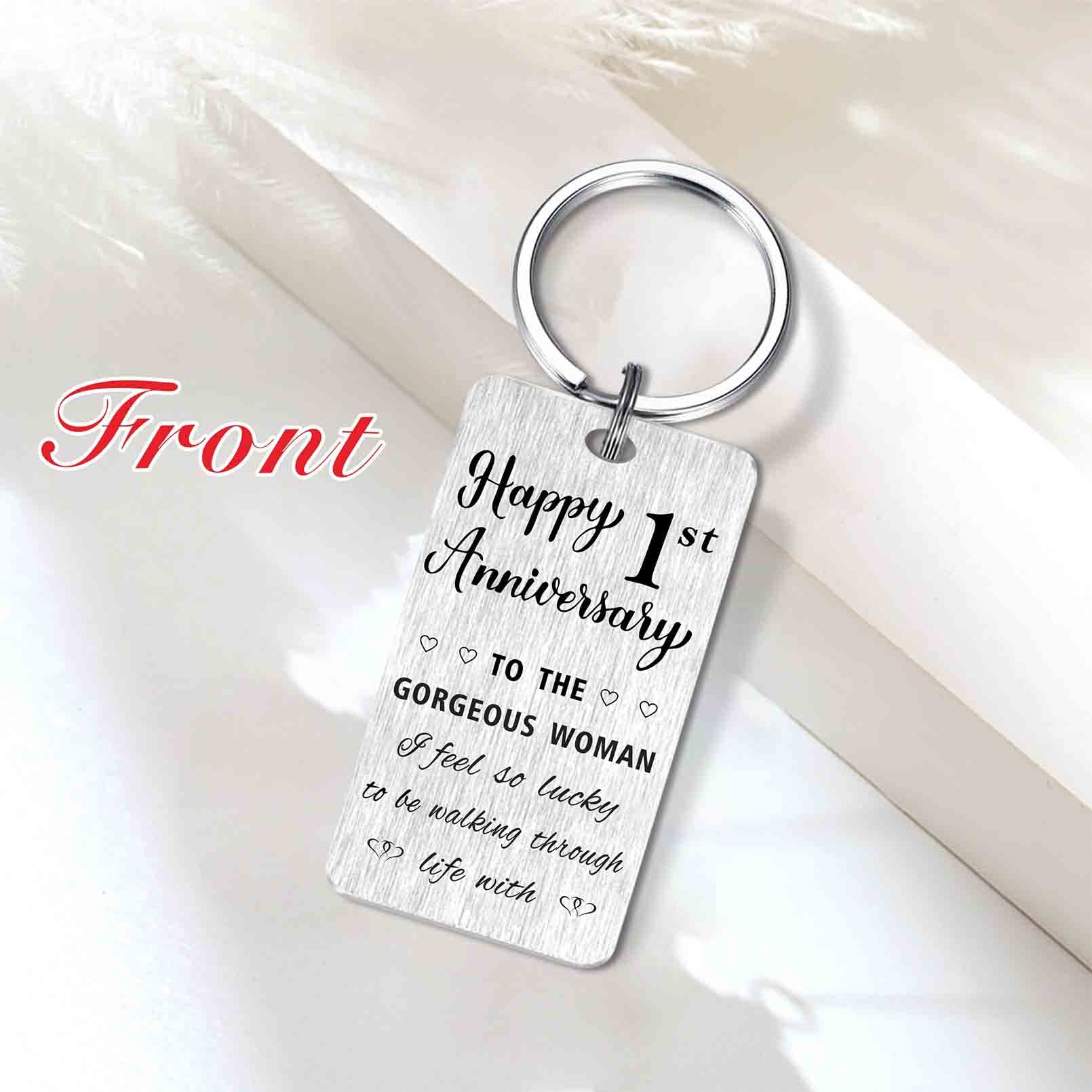 HYHYDHP 1 Year Anniversary Keychain - Romantic Wedding Gift for Husband & Wife - Perfect 1st Anniversary Present for Couples - Ideal for Valentine's Day, Anniversaries & Romantic Occasions