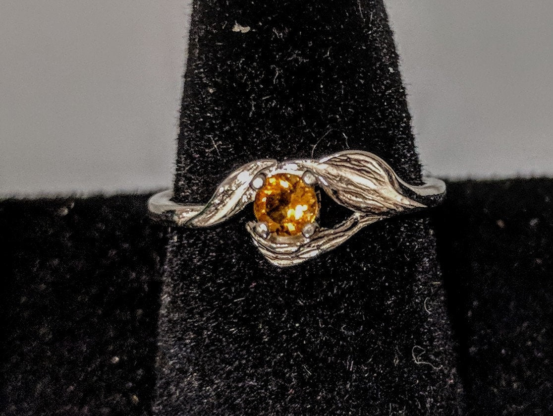 Natural Gemstone Flower & Leaf Ring - 4mm Round Garnet, Amethyst, Citrine, blue topaz or peridot in Sterling Silver (Size 7) - Perfect for Weddings, Anniversaries & Everyday Elegance