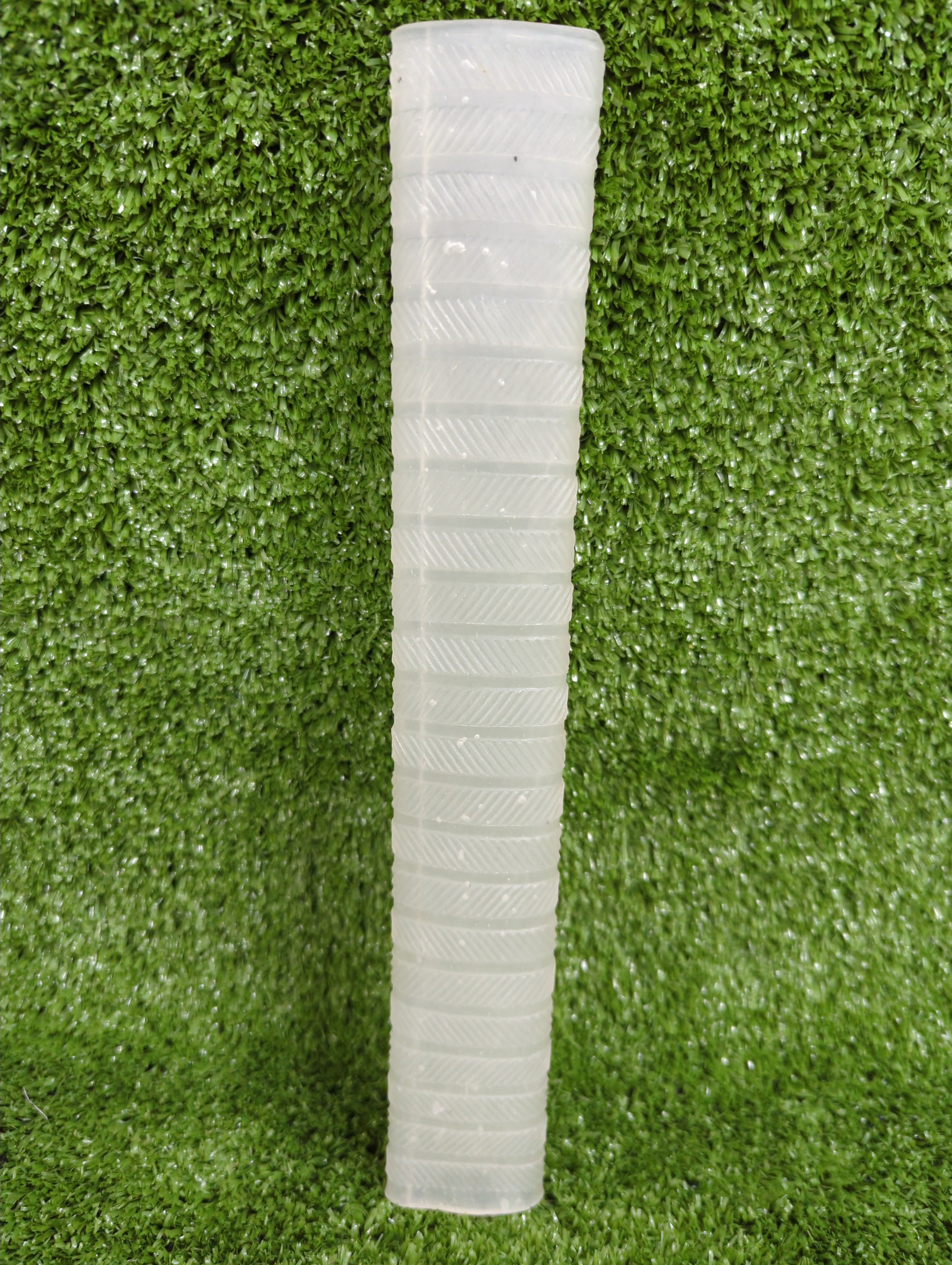 Raydn MAXX Silicone Cricket Grip - Non-Slip Bat Handle Cover for Cricket Players - Perfect for Training & Matches
