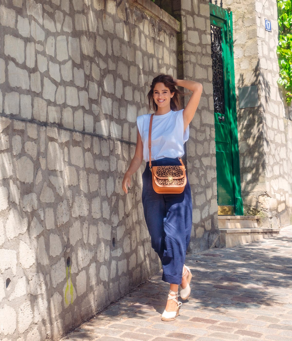 Vegan Leather Crossbody Bag for Women | Marilyn Amazon Apple Skin Faux Leather Purse | Leopard Print Handbag for Casual Outings, Shopping & Travel