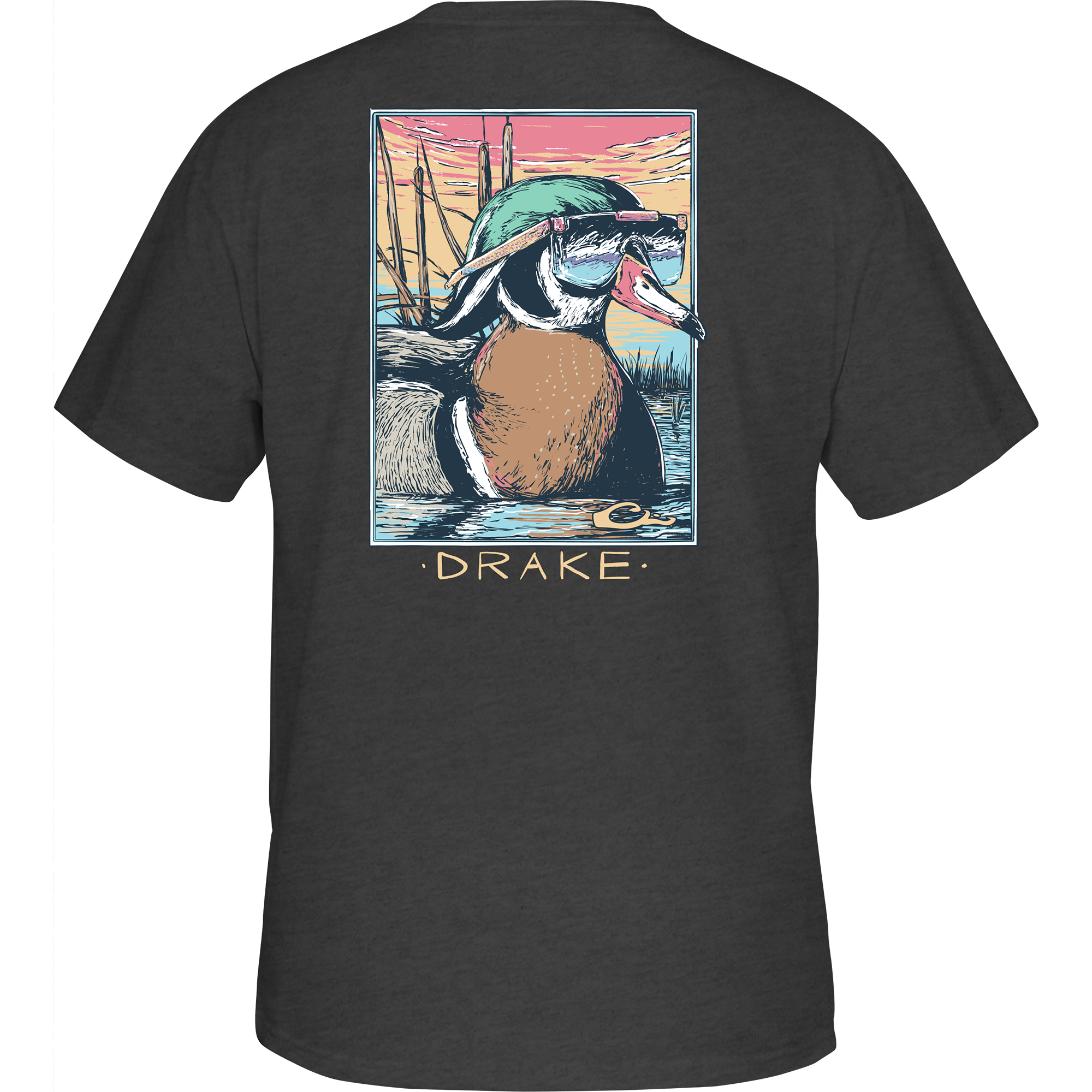 Vintage Pop Art Wood Duck Sunglasses Graphic T-Shirt - Stylish Casual Wear for Men & Women - Perfect for Beach, Music Festivals & Summer Outfits
