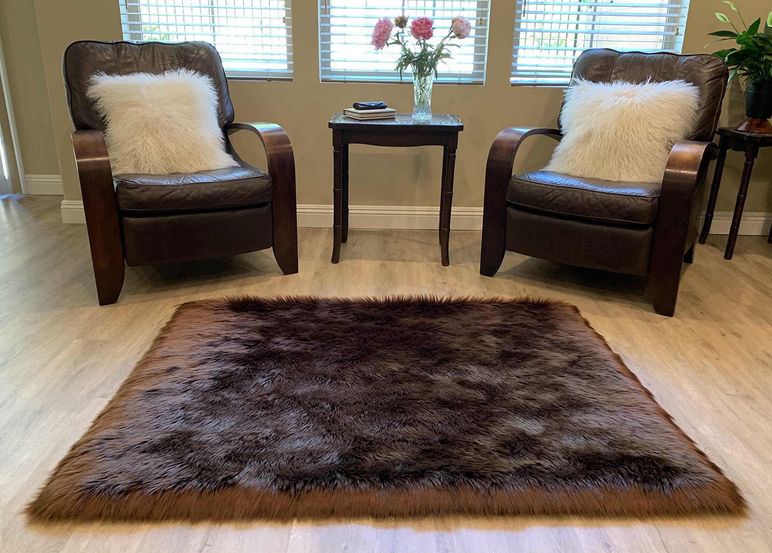 LAMBZY Faux Sheepskin Rug 4'x6' - Super Soft Hypoallergenic Shaggy Carpet for Living Room, Bedroom, Nursery - Brown Plush Throw Rug for Cozy Home Decor, Sofa Accent & Kids Play Area