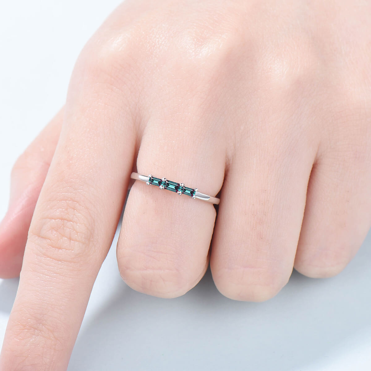 East to West Baguette Alexandrite Ring - Three Stone Color Changing Gemstone Wedding Band, Stackable Dainty Ring for June Birthstone & Anniversary Gift - Perfect for Bridal Stack, Engagement, and Special Occasions