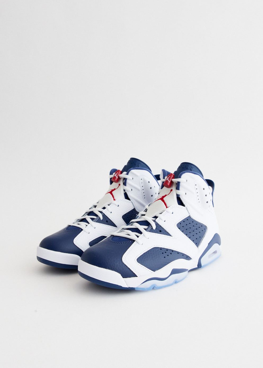 Air Jordan 6 Retro 'Olympic' Basketball Shoes - Men's White/Gold Sneakers for Sports & Streetwear Fashion