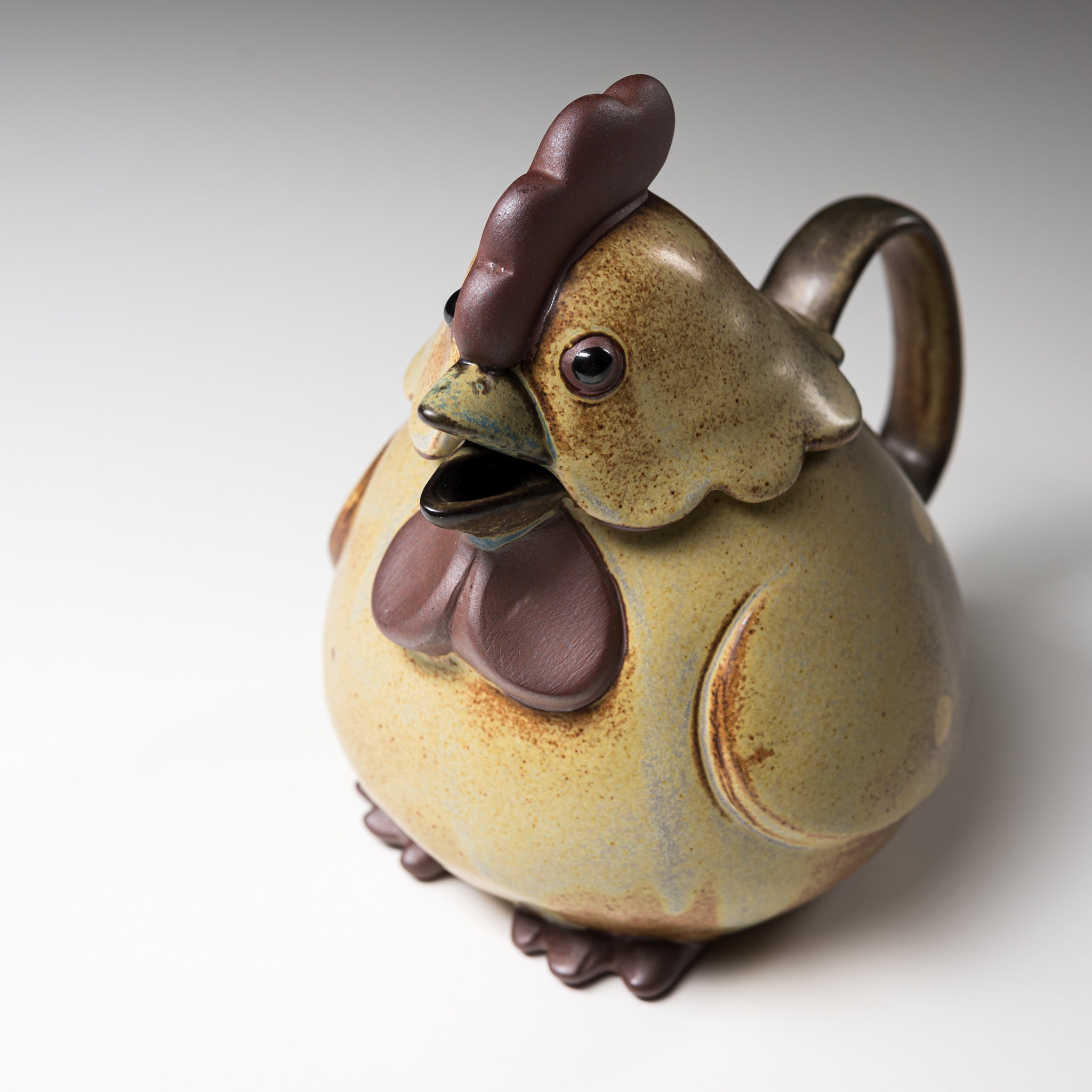 Seto Ware KASHIWA Japanese Animal Teapot - Rooster Design, Ceramic Tea Pot with Strainer, Traditional Japanese Tea Ceremony Gift for Tea Lovers (Perfect for Home Decor, Afternoon Tea, and Special Occasions)