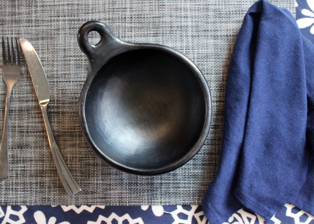Authentic Chamba Bowl with One Handle – Elegant Handmade Black Clay Dish for Soups, Salads & Serving | All-Natural Colombian Craftsmanship | Perfect for Dining, Entertaining & Home Decor