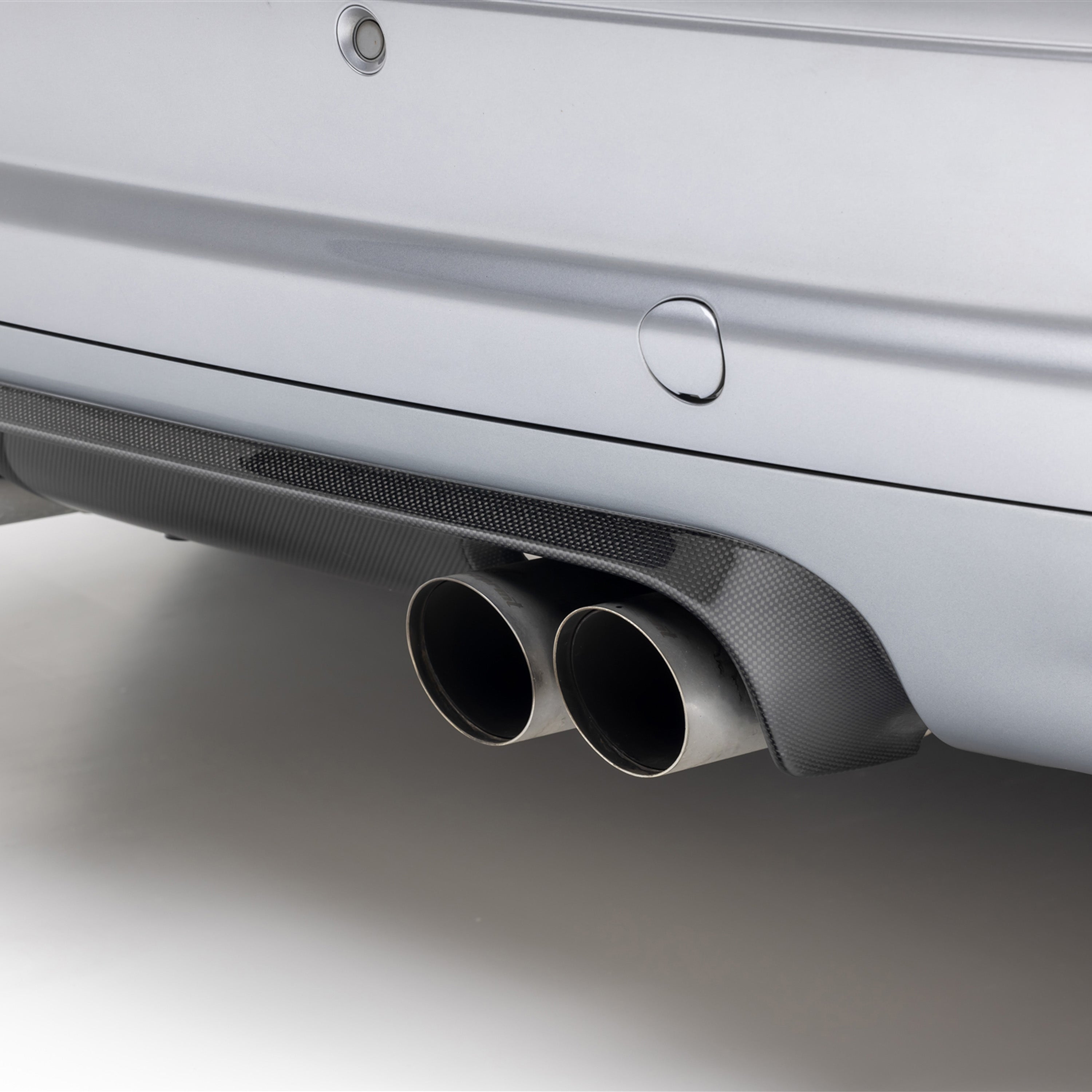 V CSL Aero Rear Diffuser V Style™️ - High Performance Carbon Fiber Car Diffuser for BMW 3 Series F30 - Enhances Aerodynamics & Sporty Look - Perfect for Racing & Car Shows