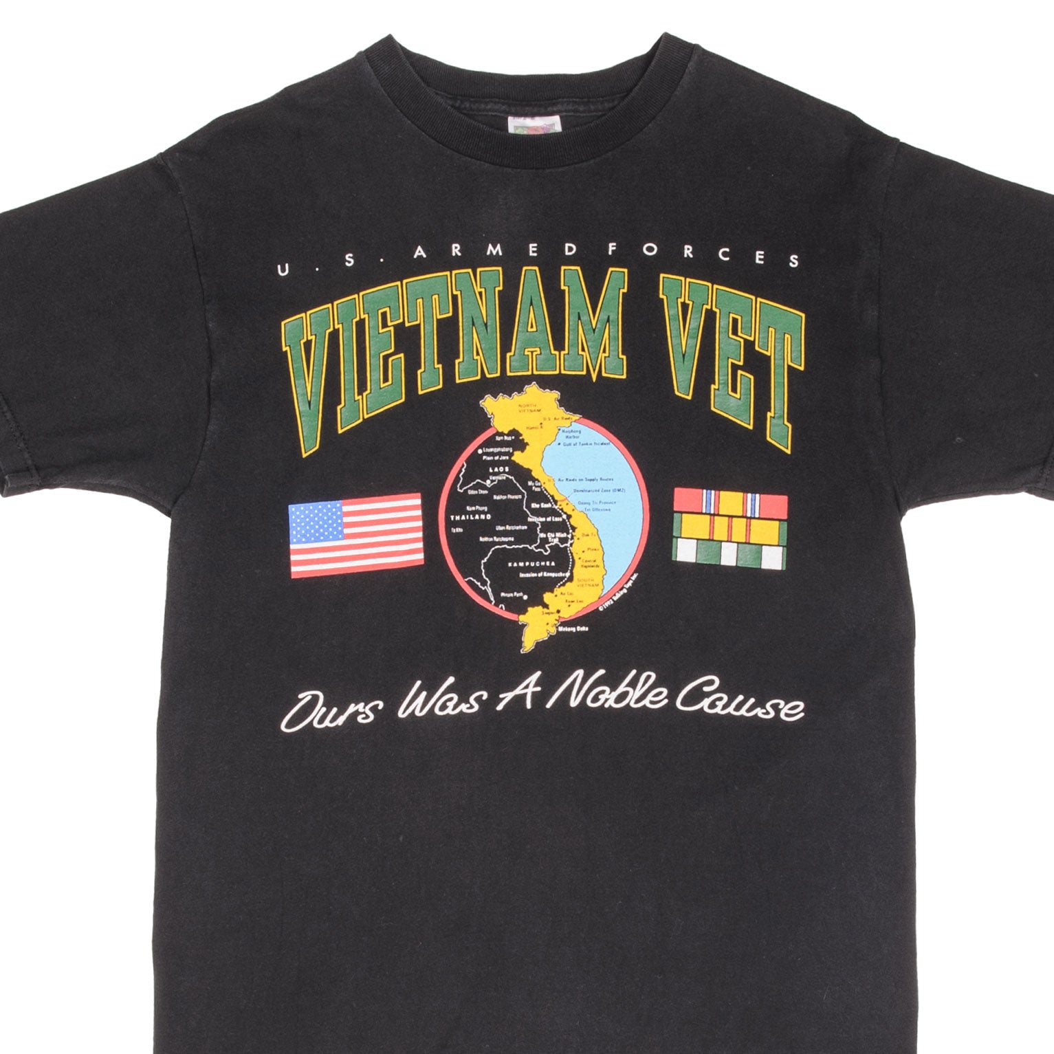 Vintage US Army Vietnam Veteran T-Shirt 1992 - Medium Size - Military Apparel for Men - Perfect for Veterans Day, Patriotic Events & Casual Wear