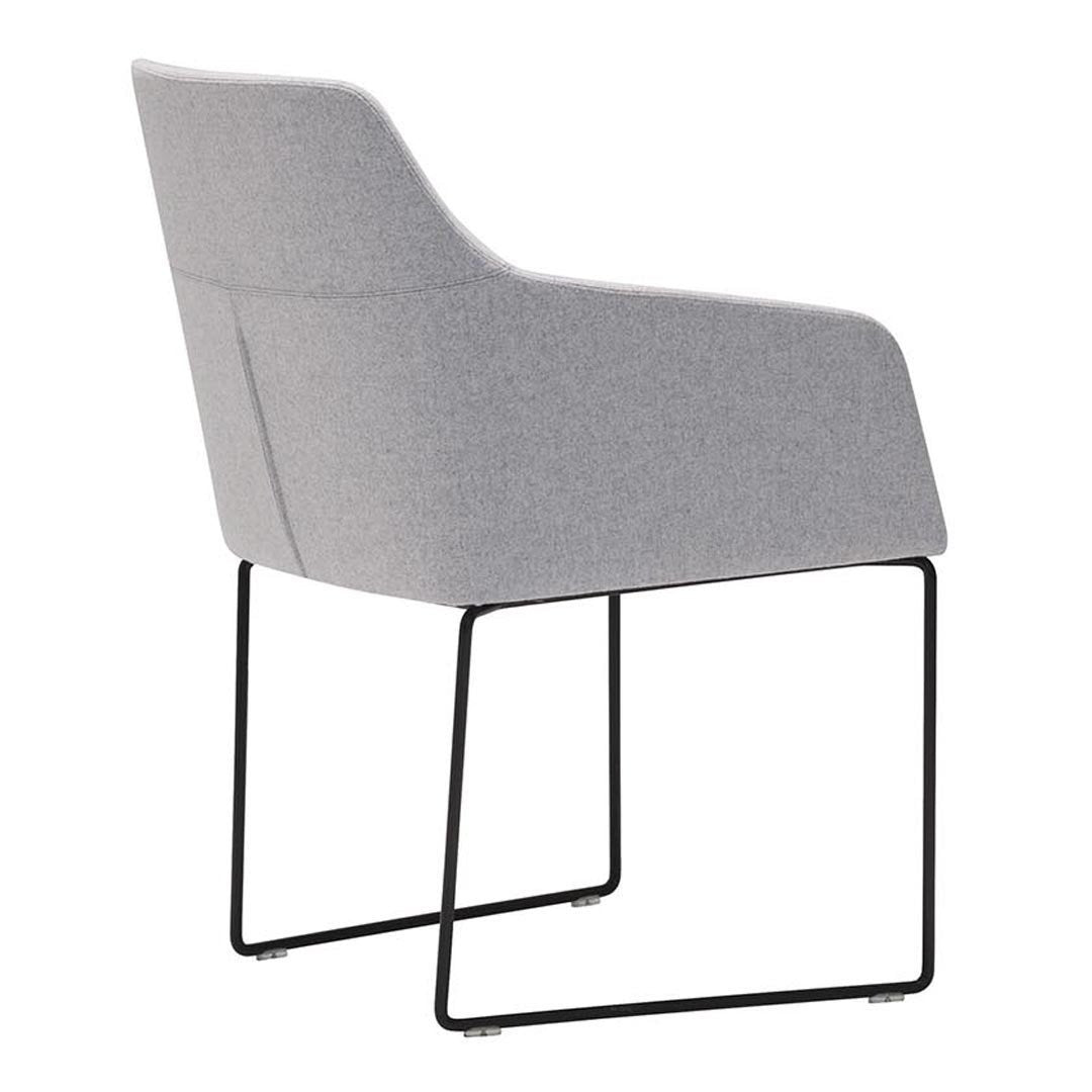 Alya SO1535 Modern Armchair - Stylish Accent Chair for Living Room, Bedroom & Office - Comfortable Upholstered Lounge Chair with Wooden Legs - Perfect for Reading, Relaxing & Decorating