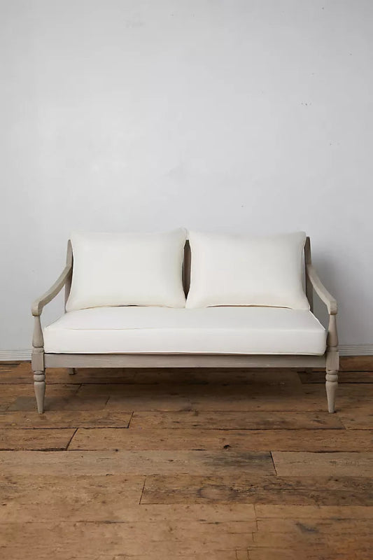 Solid Wood Carving Daybed - Handcrafted Two-Seater Wooden Sofa for Living Room, Patio & Outdoor Relaxation