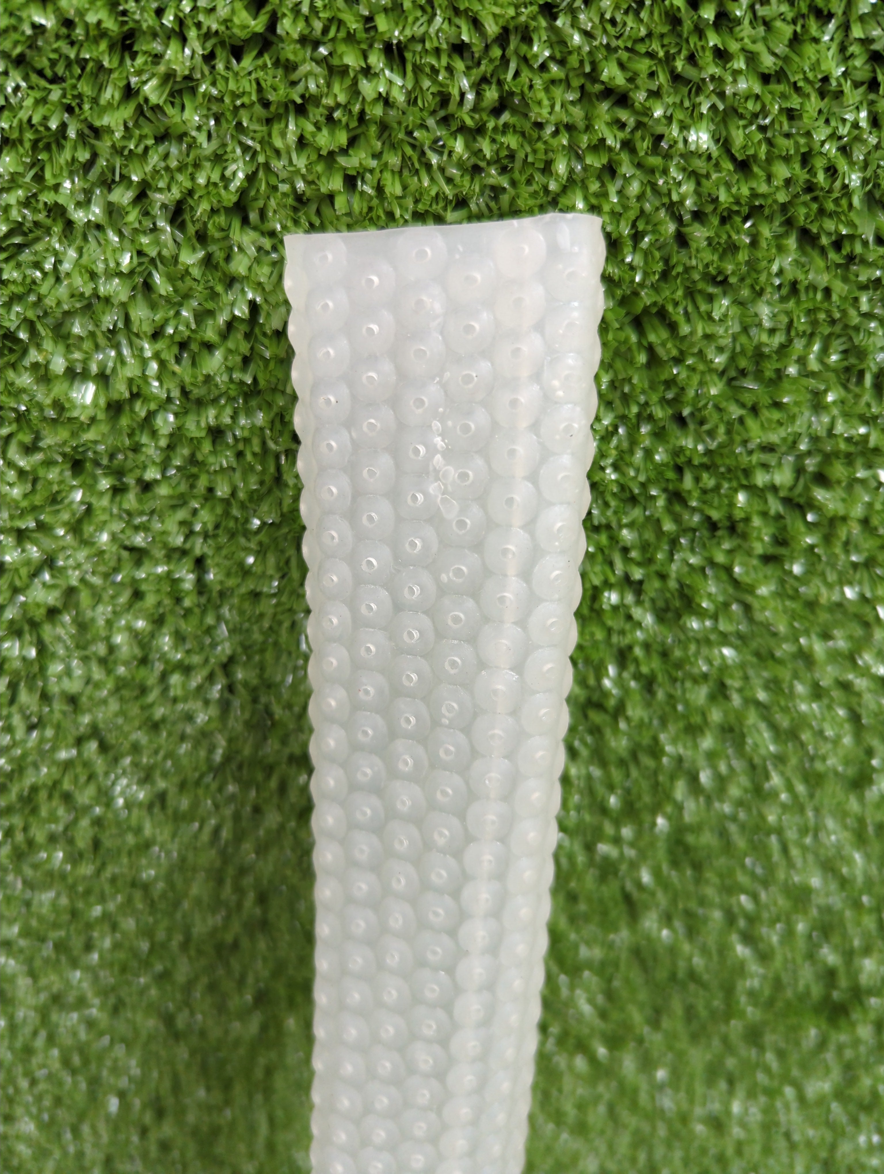Raydn Bubble Silicone Cricket Grip - Non-Slip Bat Handle Grip for Cricket Players - Perfect for Training and Matches