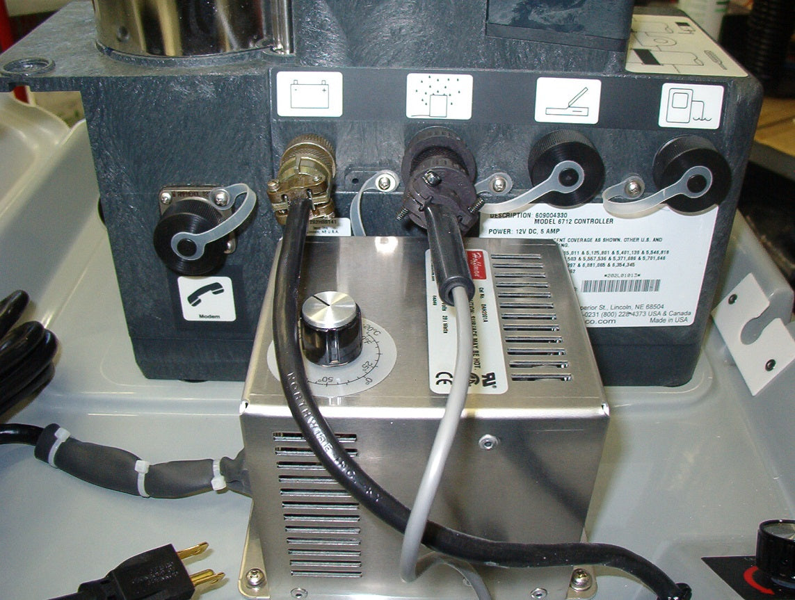 6712FR Controller Compartment Heater - High Performance Electric Heating Element for Industrial Equipment | Perfect for HVAC Systems, Manufacturing Machinery & Electrical Control Panels
