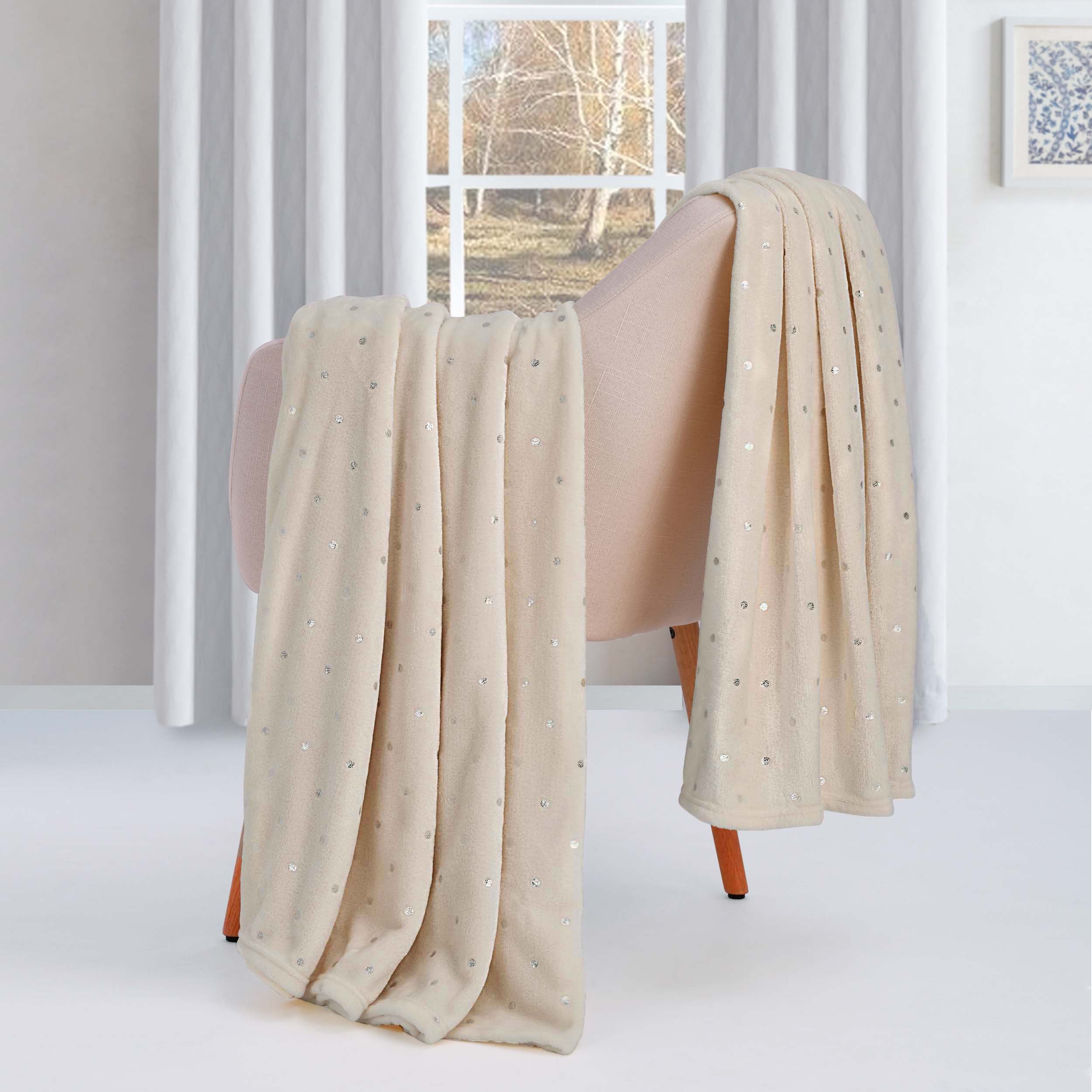 CozySoft Fleece Plush Blanket - Medium Weight, Ultra Soft & Fluffy - Perfect for Sofa, Bed, Couch & Home Decor - Warm Throw Blanket for Winter, Gifts & Cozy Nights