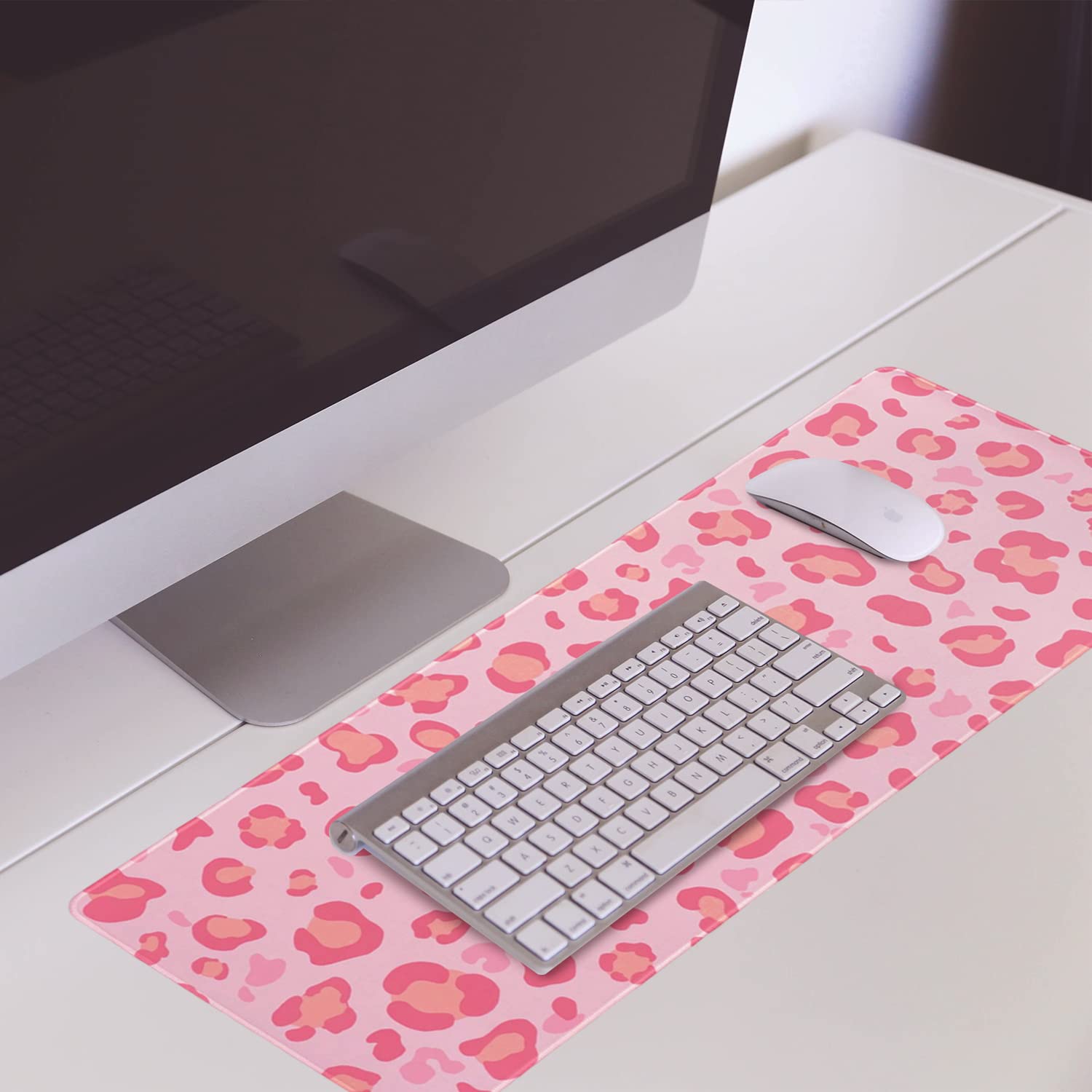 Pink Leopard Gaming Mouse Pad - Extra Large 31.5