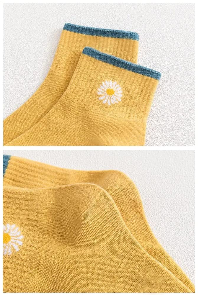 6/12 Pairs Women's Vintage Daisy Floral Crew Socks - Cute Ankle Socks for Casual Wear, Dresses & Everyday Outfits