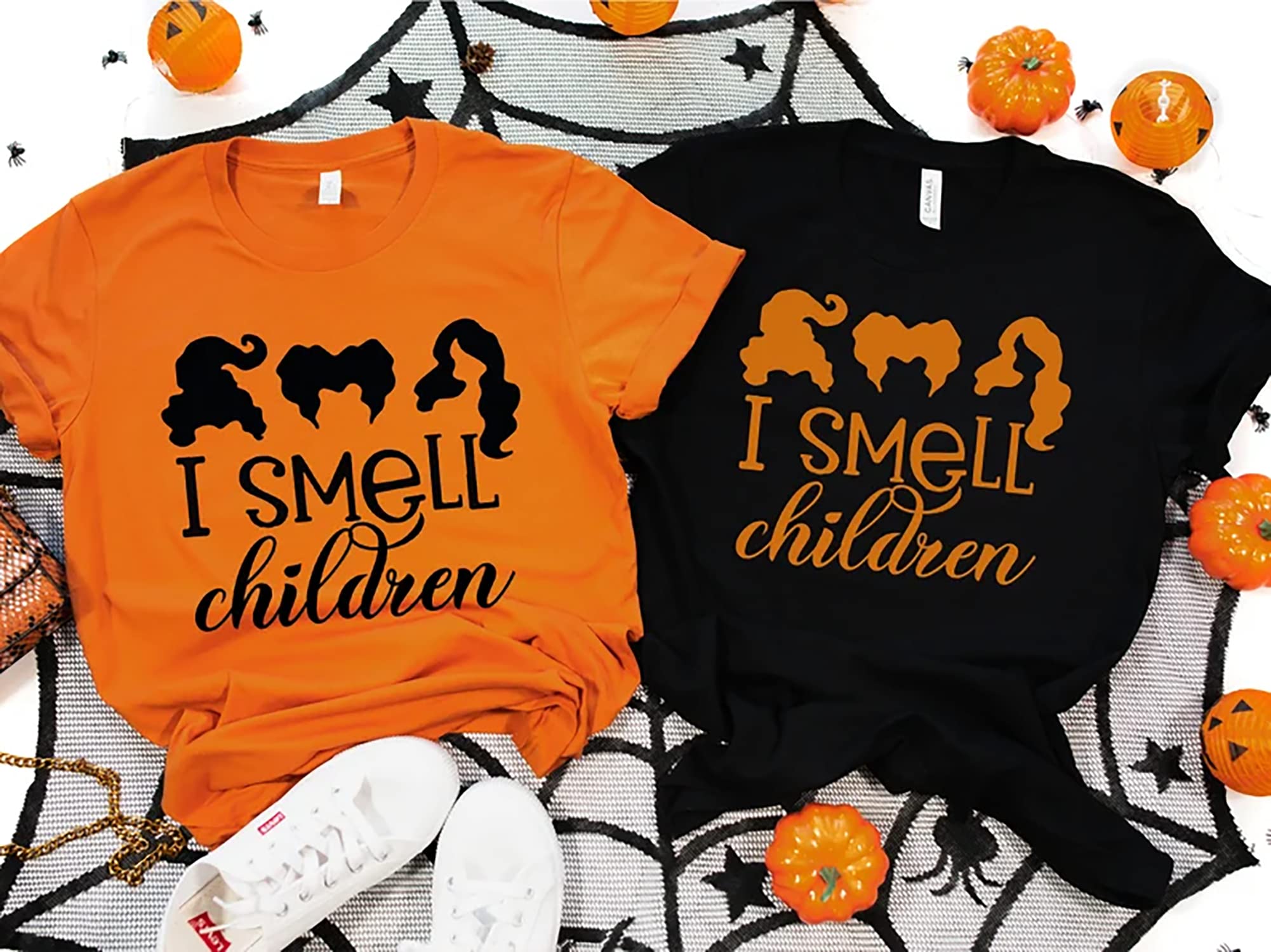 Spooky Halloween T-Shirt for Kids - I Smell Children Shirt Inspired by Hocus Pocus | Perfect for Trick-or-Treating, Halloween Parties & Movie Nights