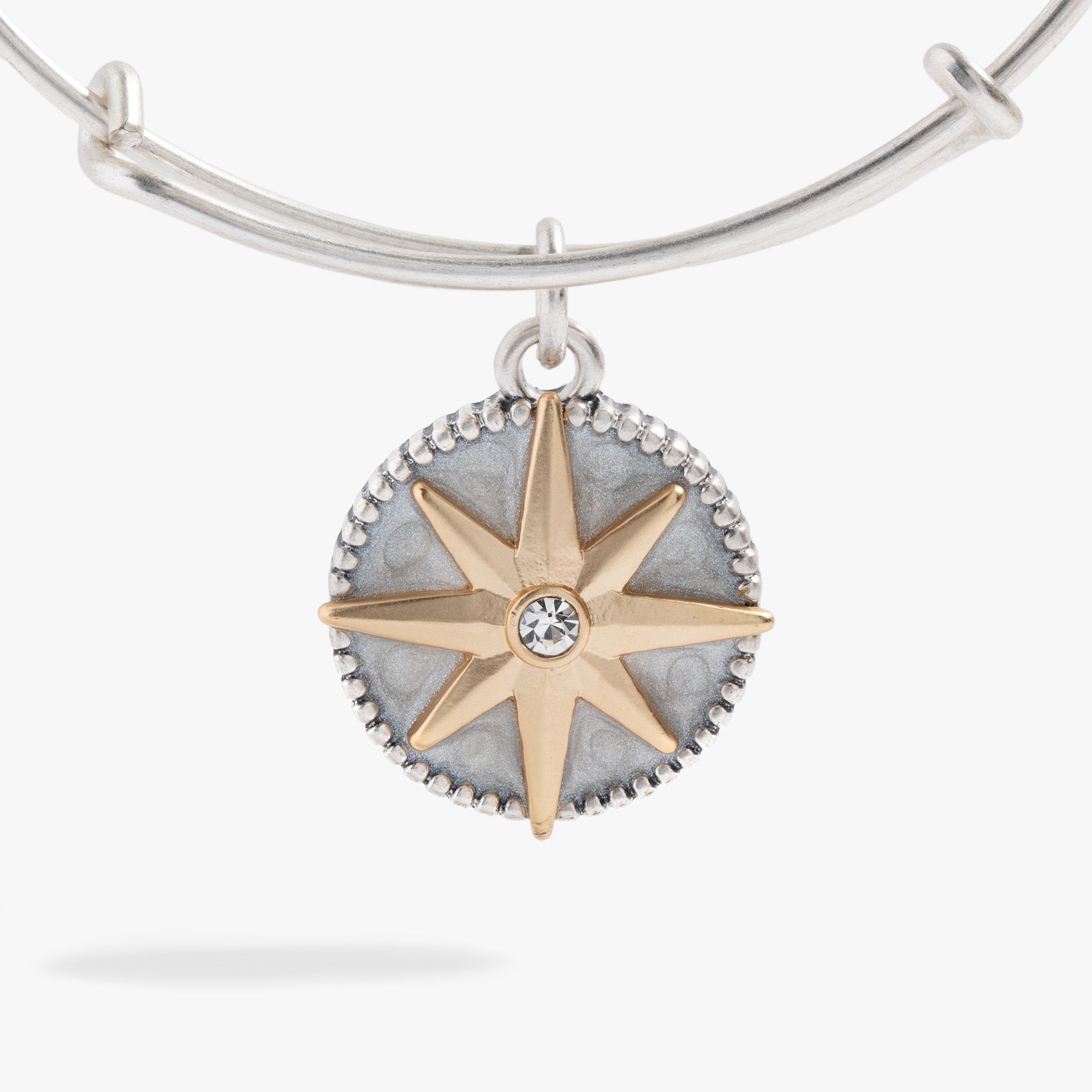Stylish Compass Charm Bangle for Women - Elegant Adjustable Bracelet for Travel, Outdoor Adventures & Everyday Wear